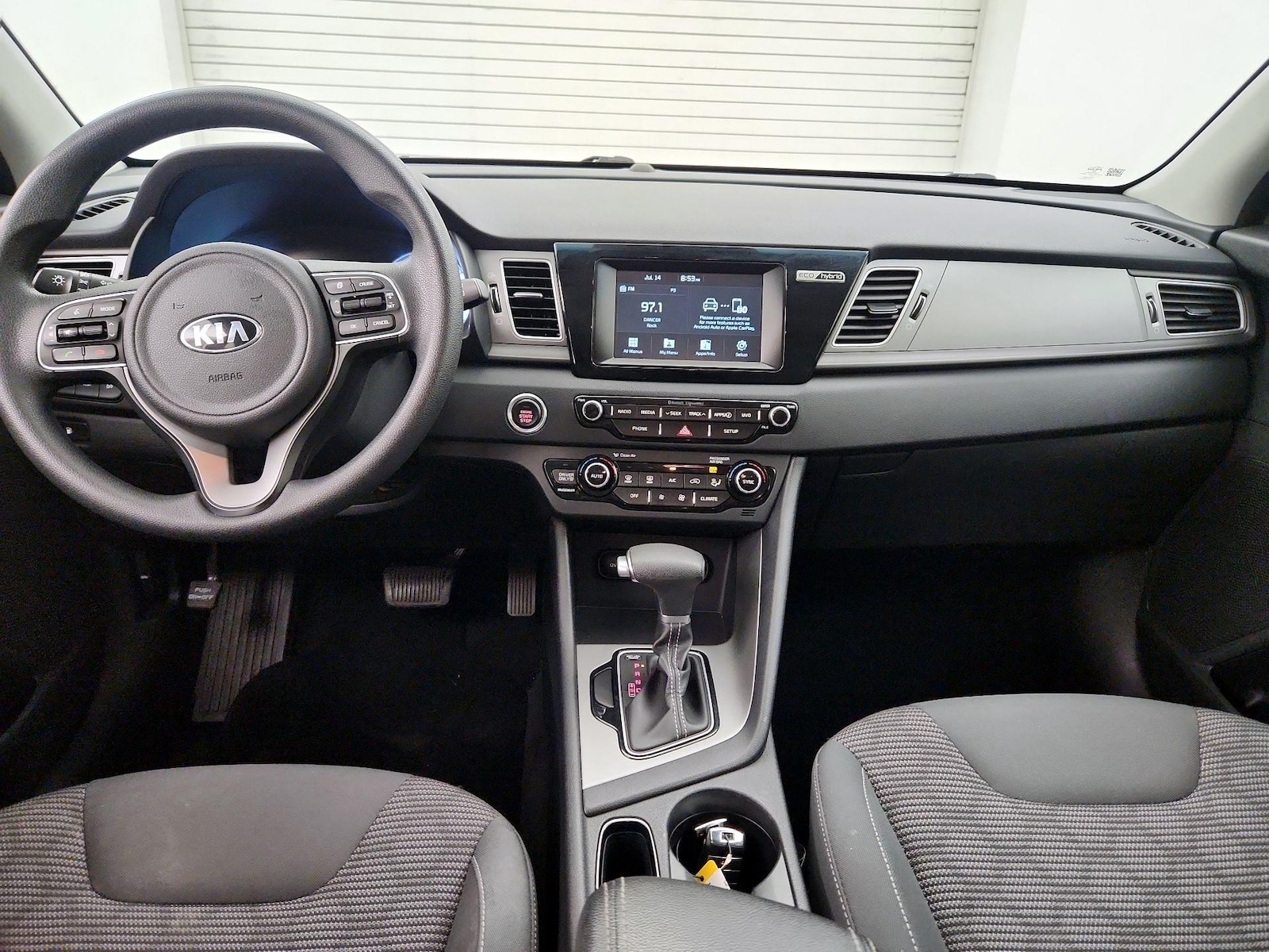 Apple CarPlay® & Android Auto™