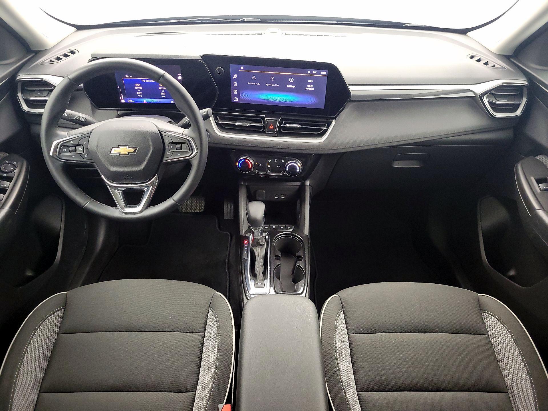 Thumbnail: 2025 Chevrolet TrailBlazer - 9