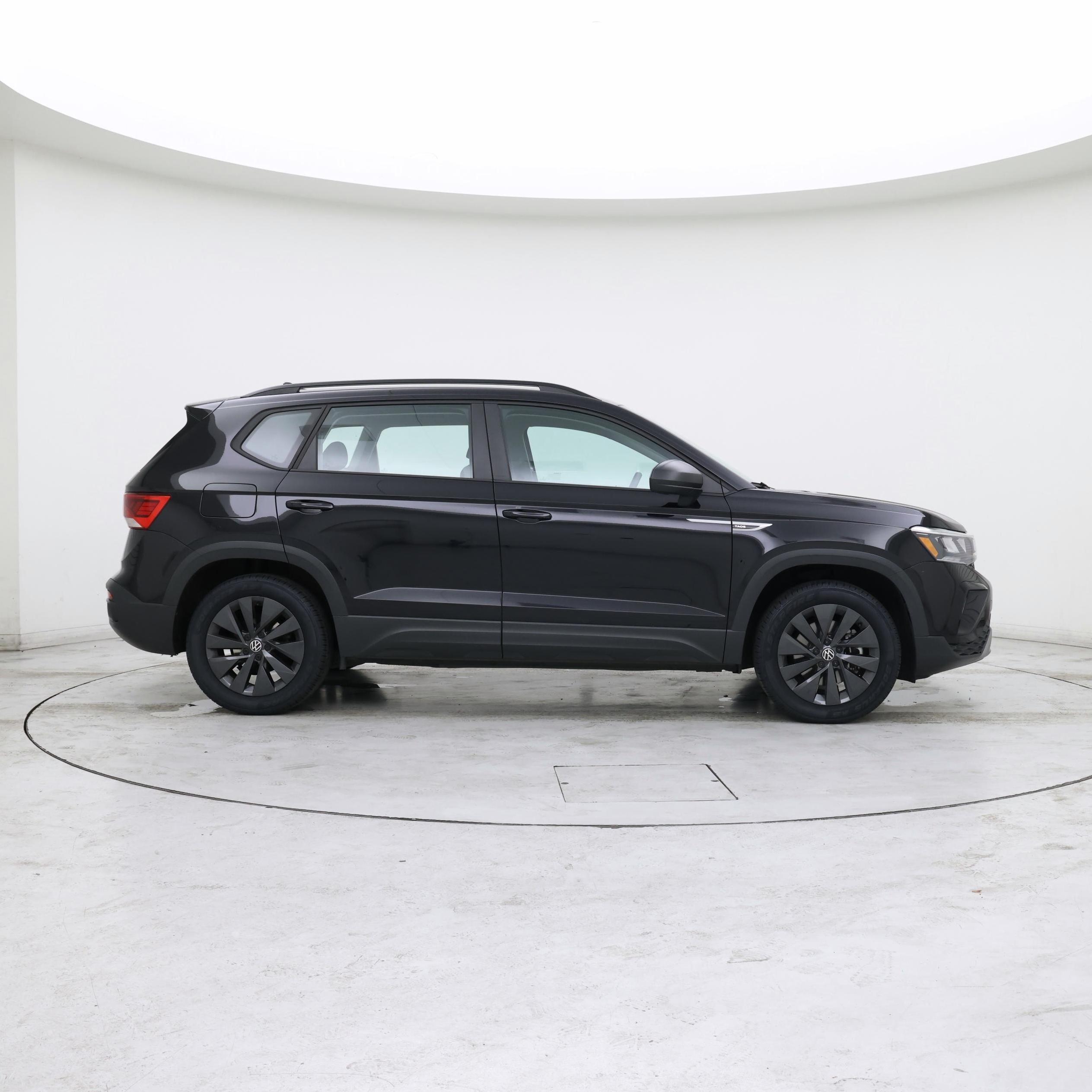 Thumbnail: 2022 Volkswagen Taos - 7