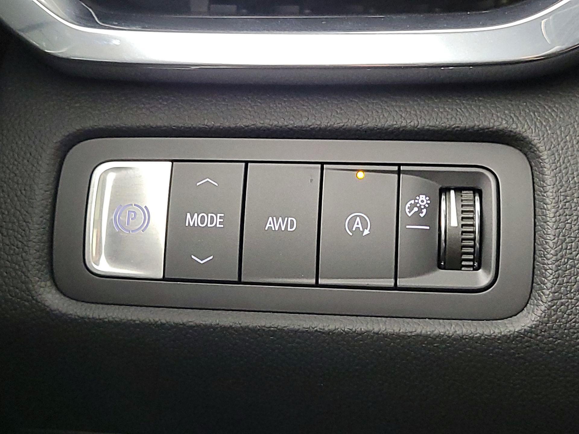 Thumbnail: 2026 GMC Acadia - 13