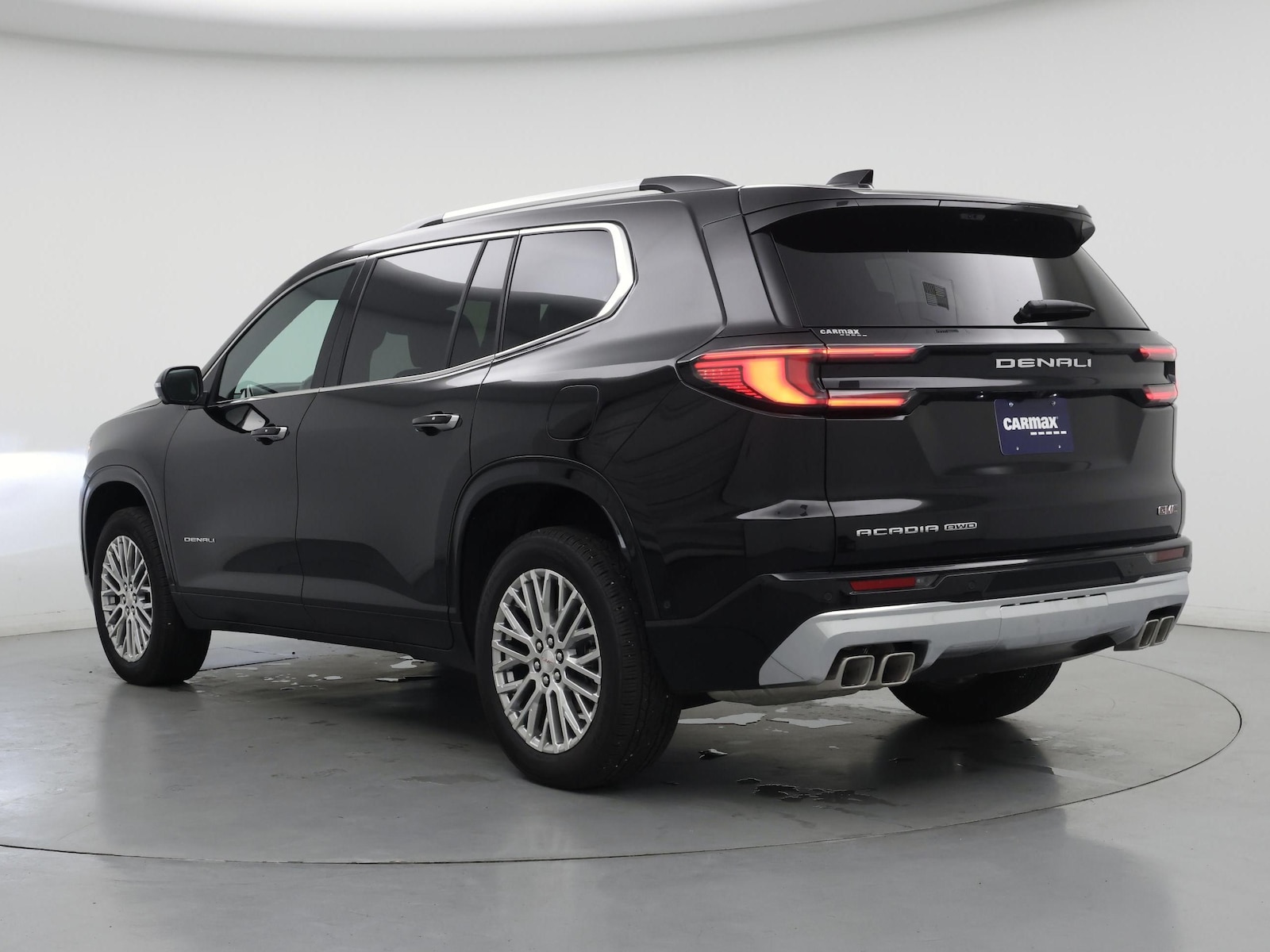 2026 GMC Acadia Denali - Photo 3