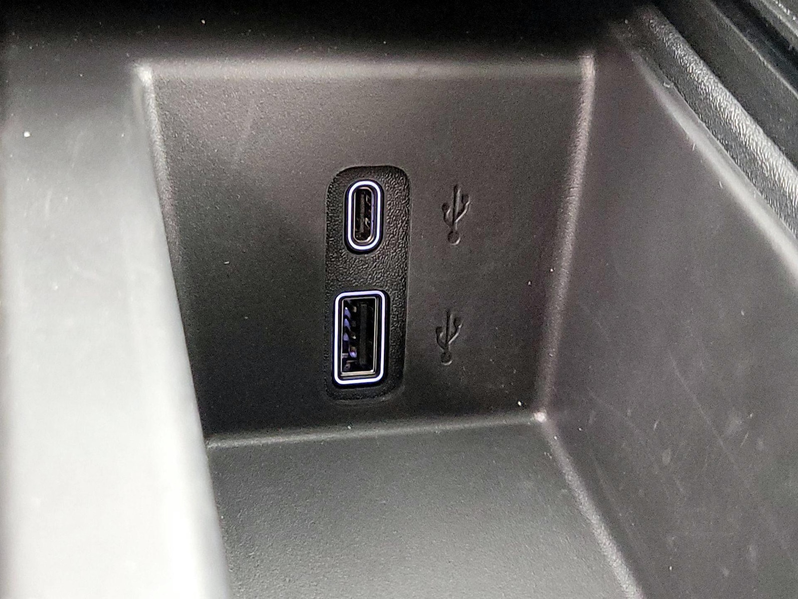 2026 GMC Acadia Denali - Photo 20