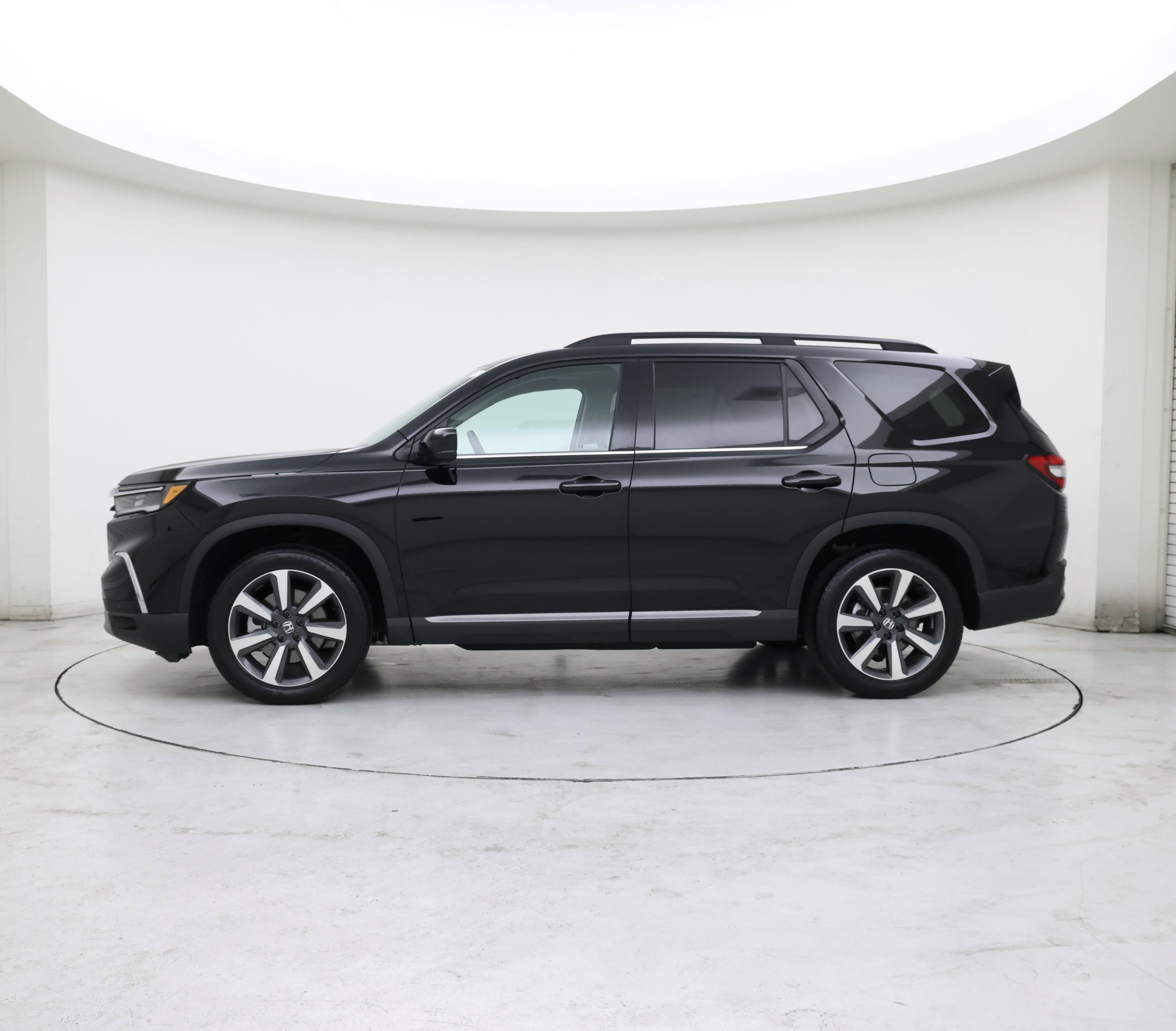 Thumbnail: 2025 Honda Pilot - 3