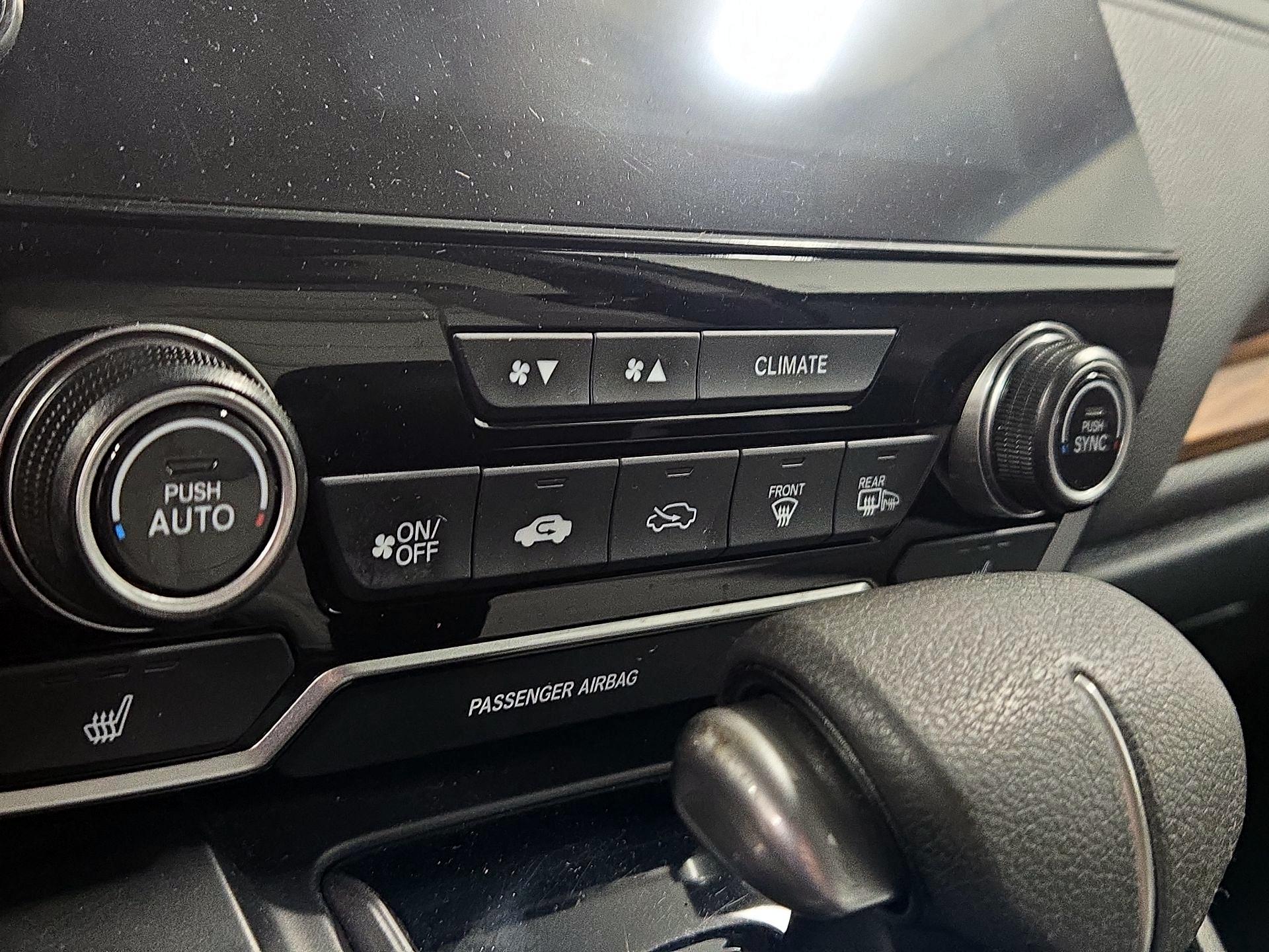 Thumbnail: 2018 Honda CR-V - 16