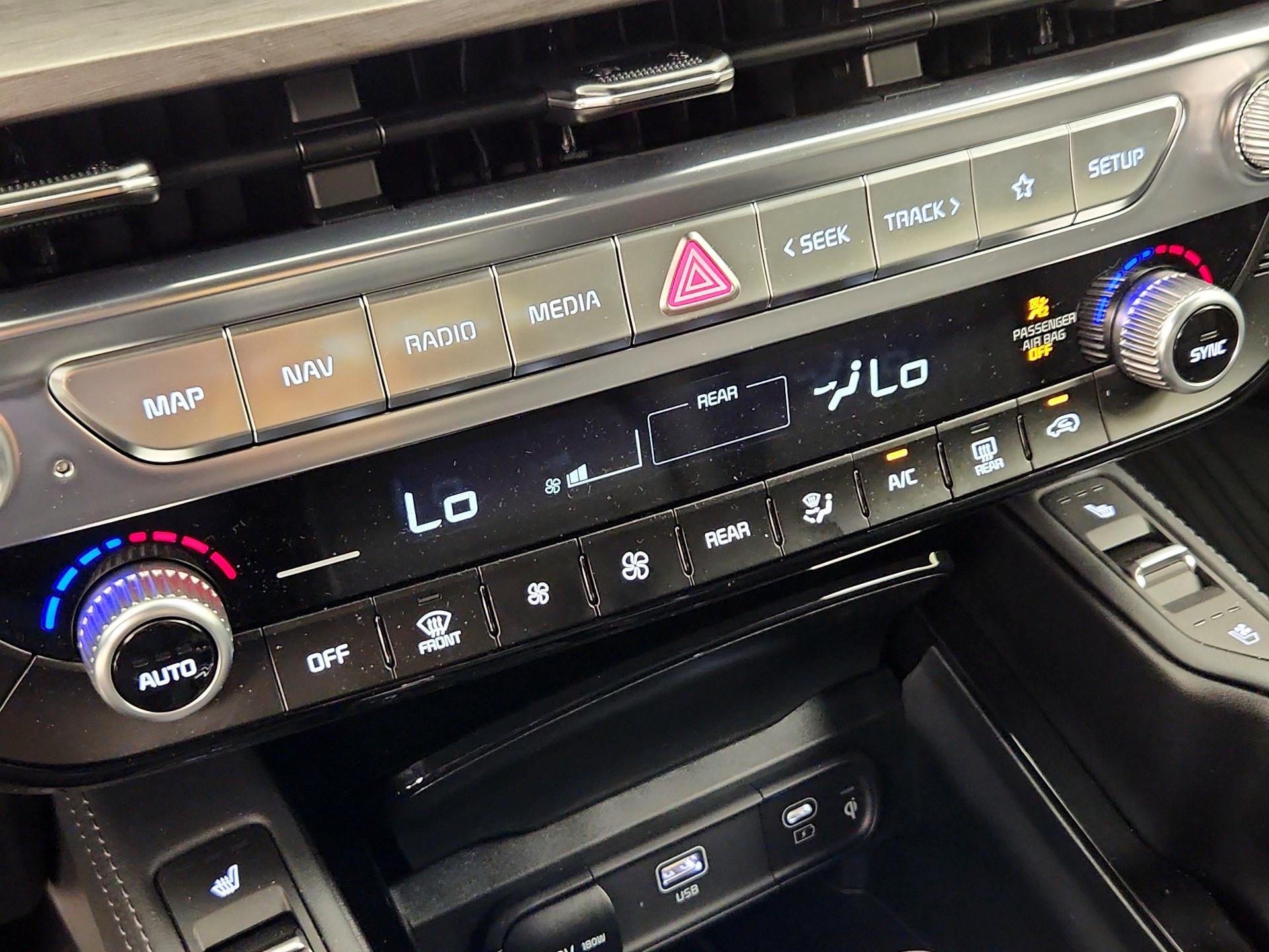 Thumbnail: 2025 Kia Telluride - 17