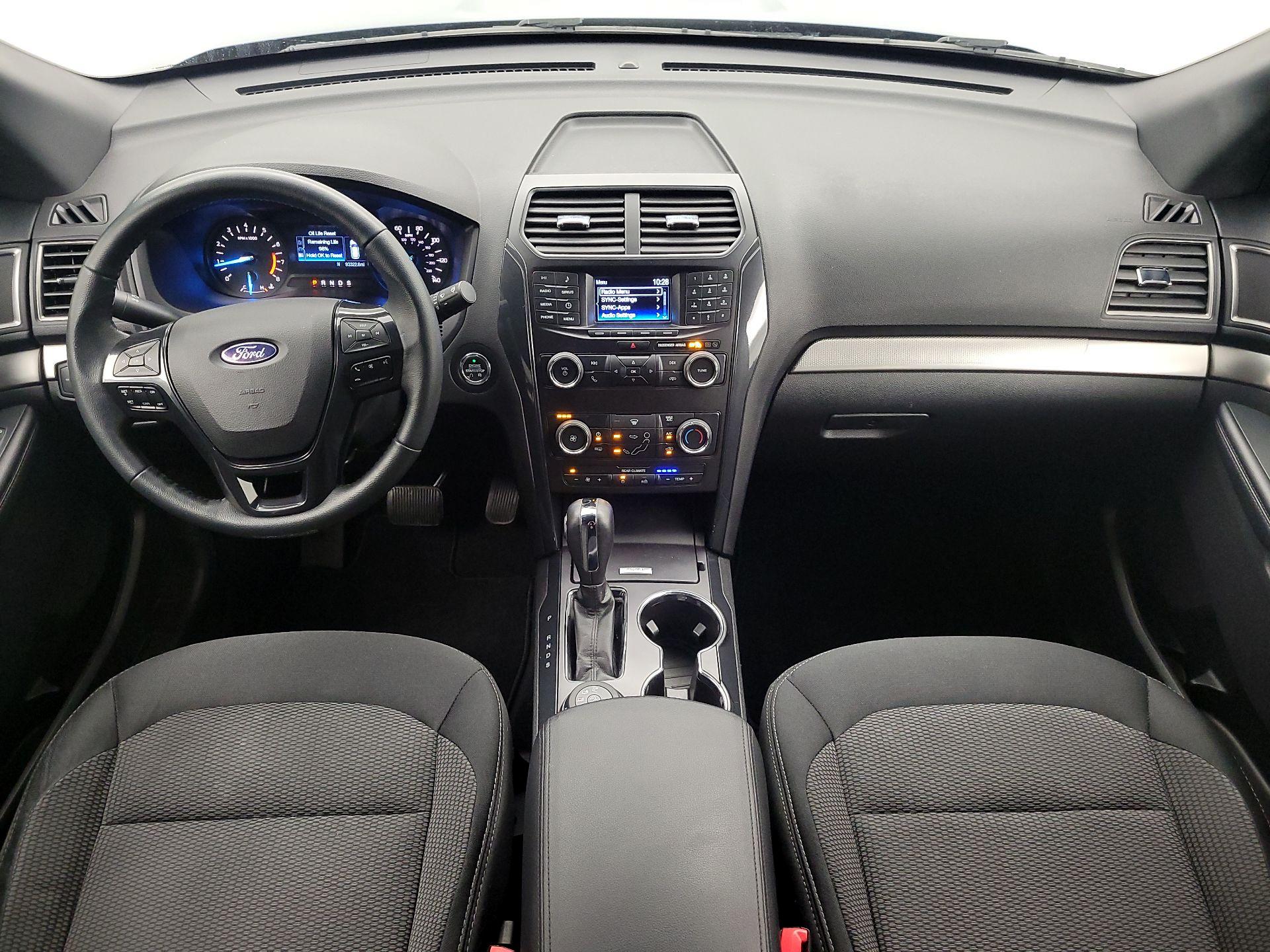 Thumbnail: 2019 Ford Explorer - 9