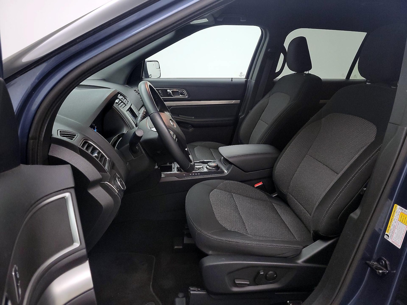 Power Seat(s) & Side Airbags