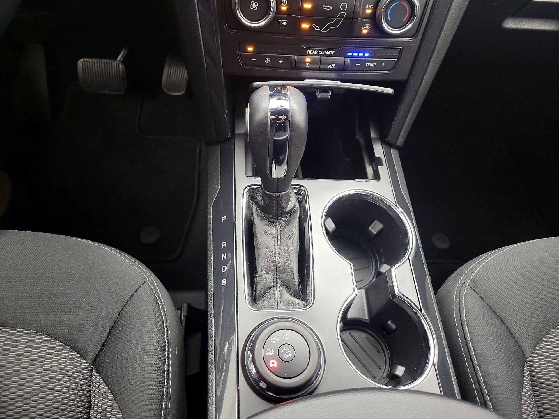 Thumbnail: 2019 Ford Explorer - 17