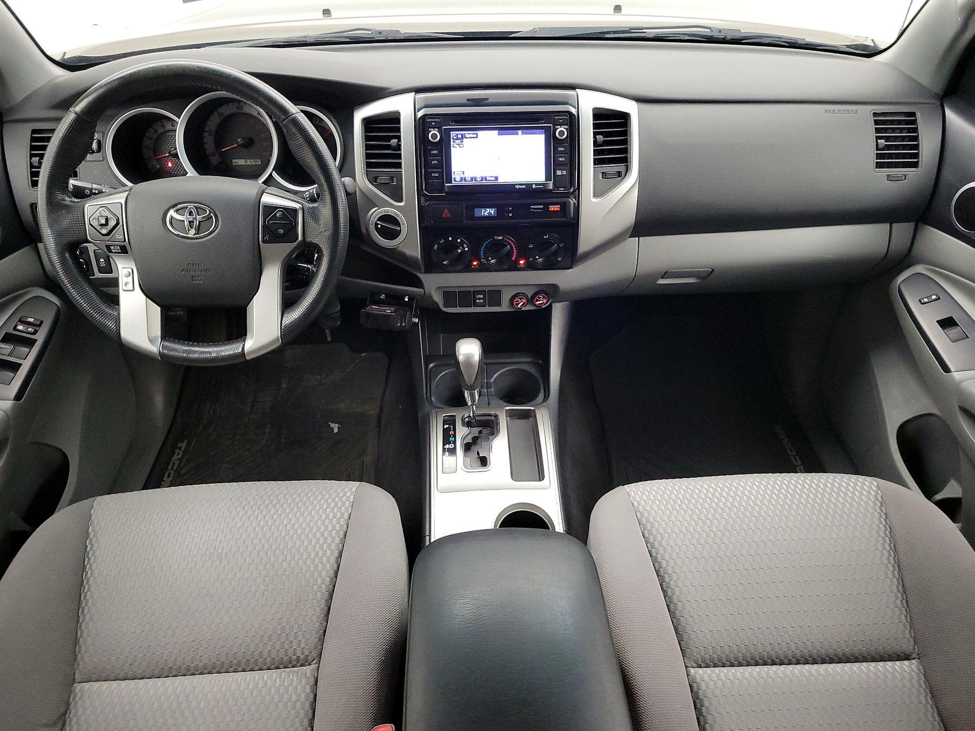 Thumbnail: 2014 Toyota Tacoma - 9