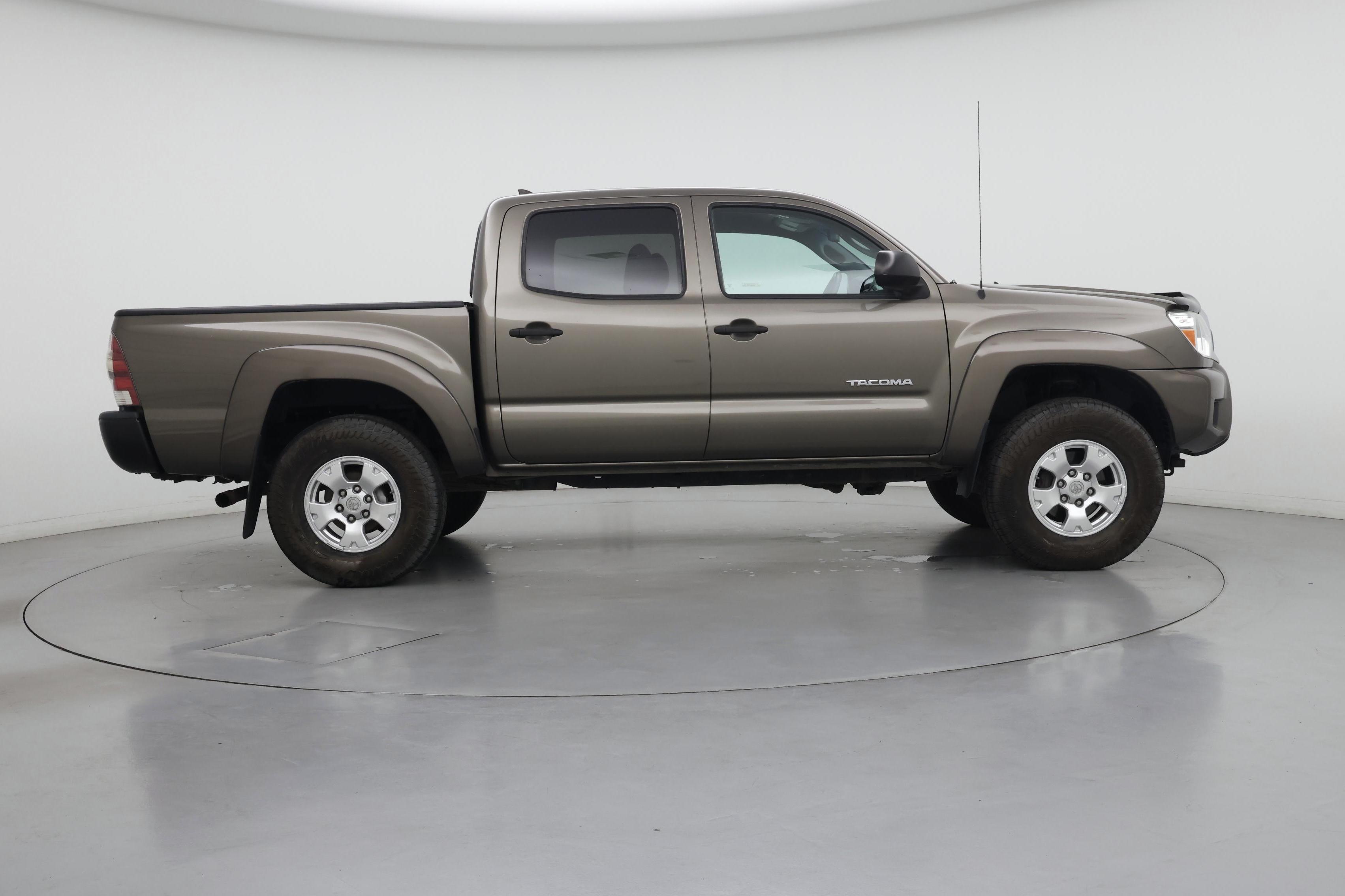 Thumbnail: 2014 Toyota Tacoma - 7