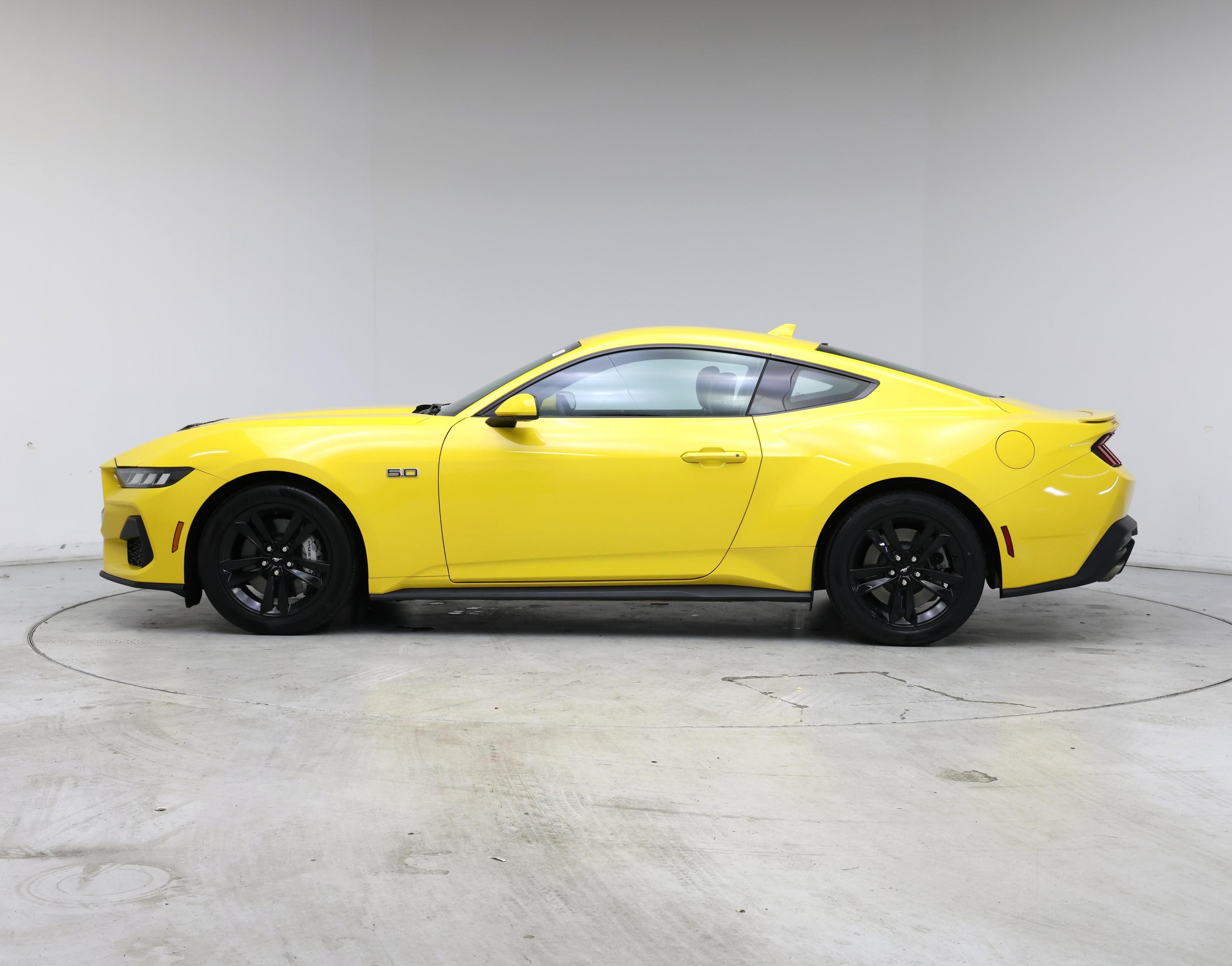 Thumbnail: 2024 Ford Mustang - 3