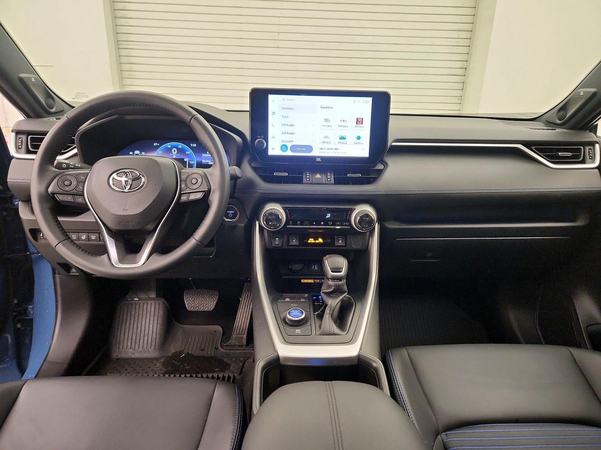 Thumbnail: 2024 Toyota RAV4 - 9