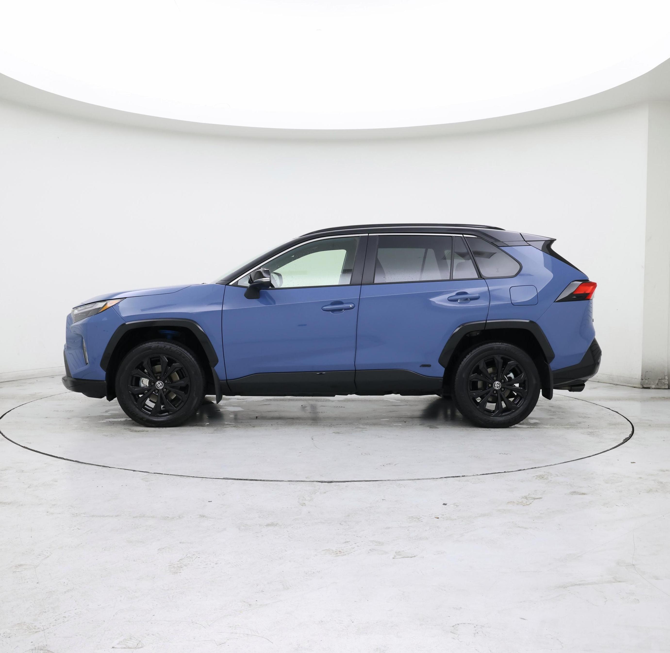 Thumbnail: 2024 Toyota RAV4 - 3