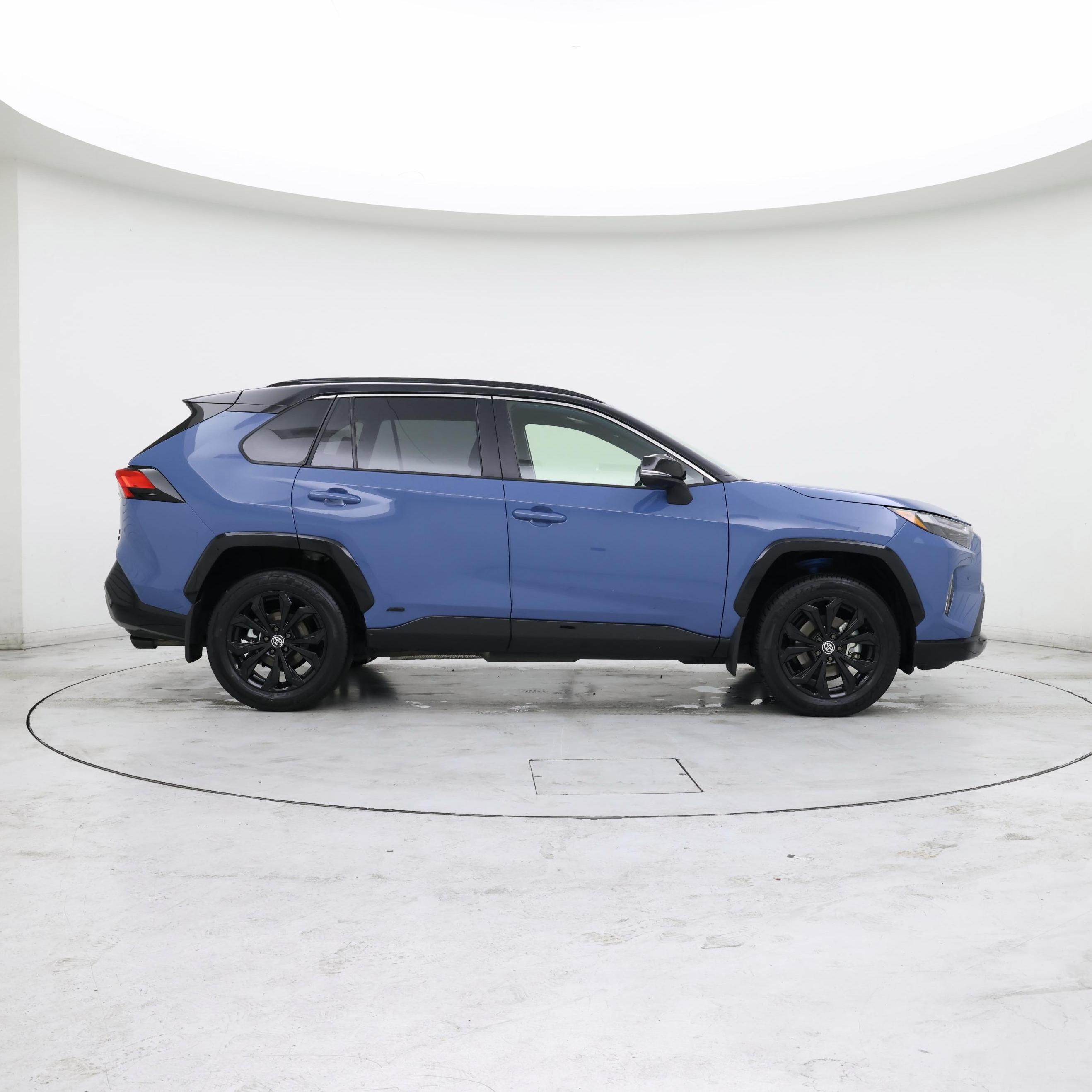 Thumbnail: 2024 Toyota RAV4 - 7