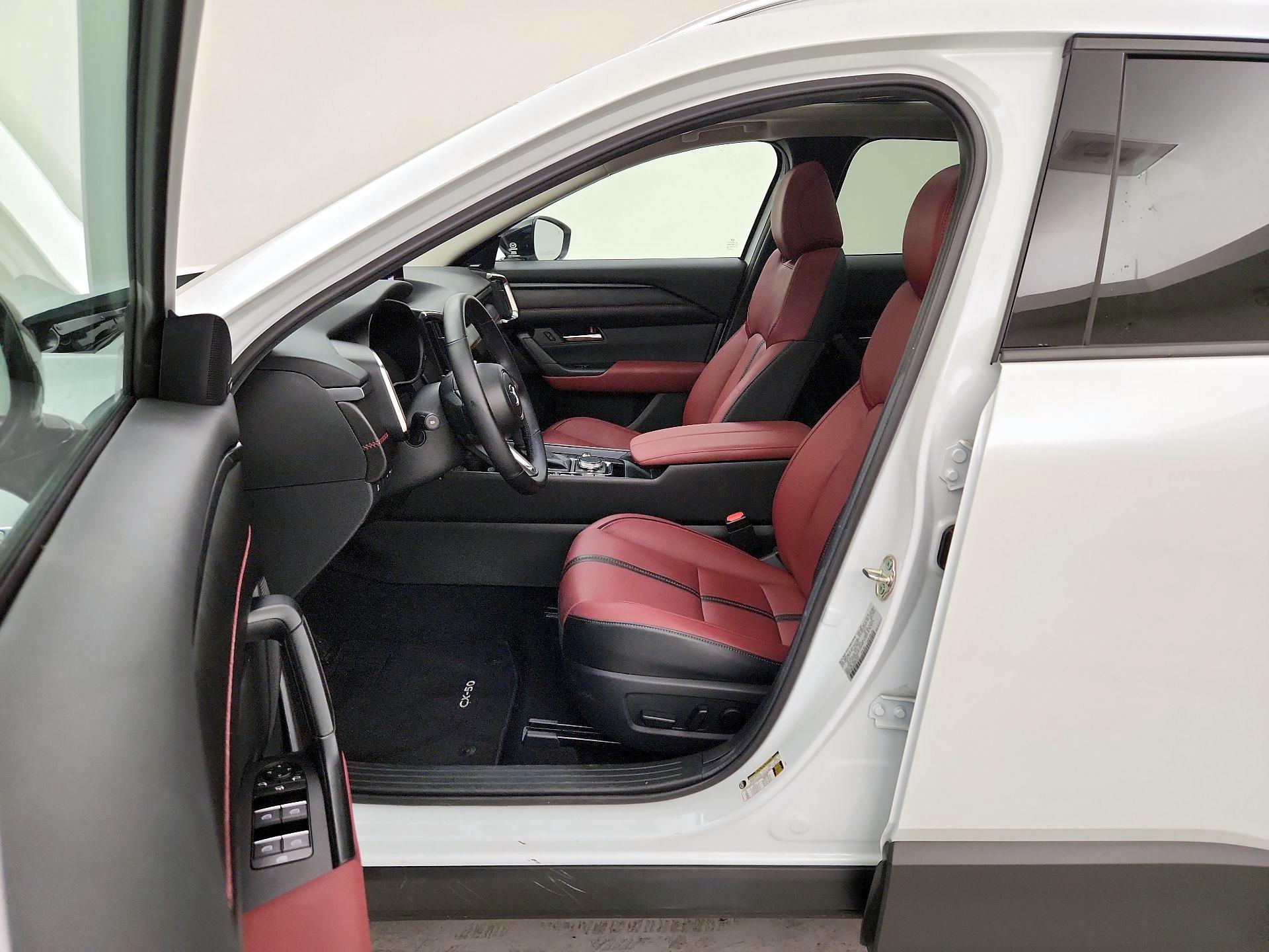 Thumbnail: 2025 Mazda CX-50 - 11