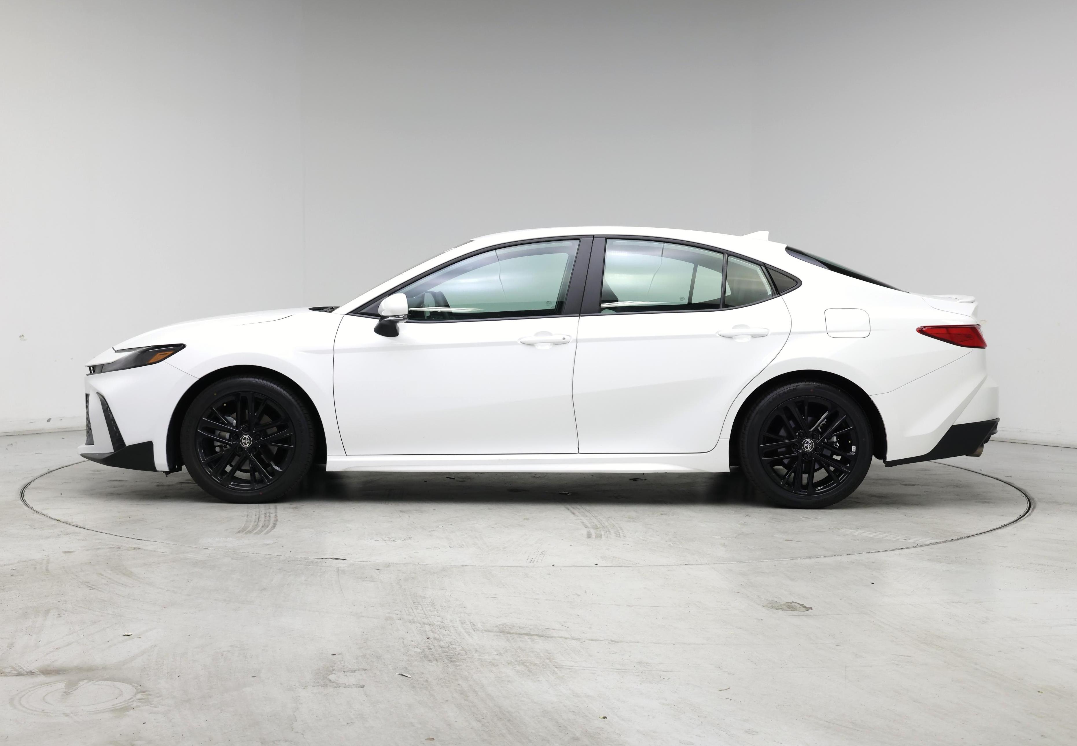 Thumbnail: 2025 Toyota Camry - 3