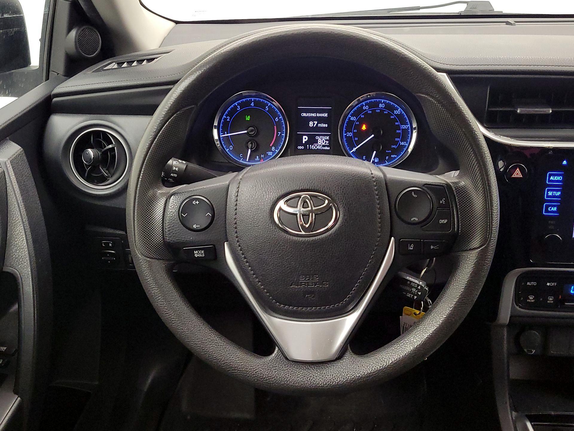 Thumbnail: 2017 Toyota Corolla - 10