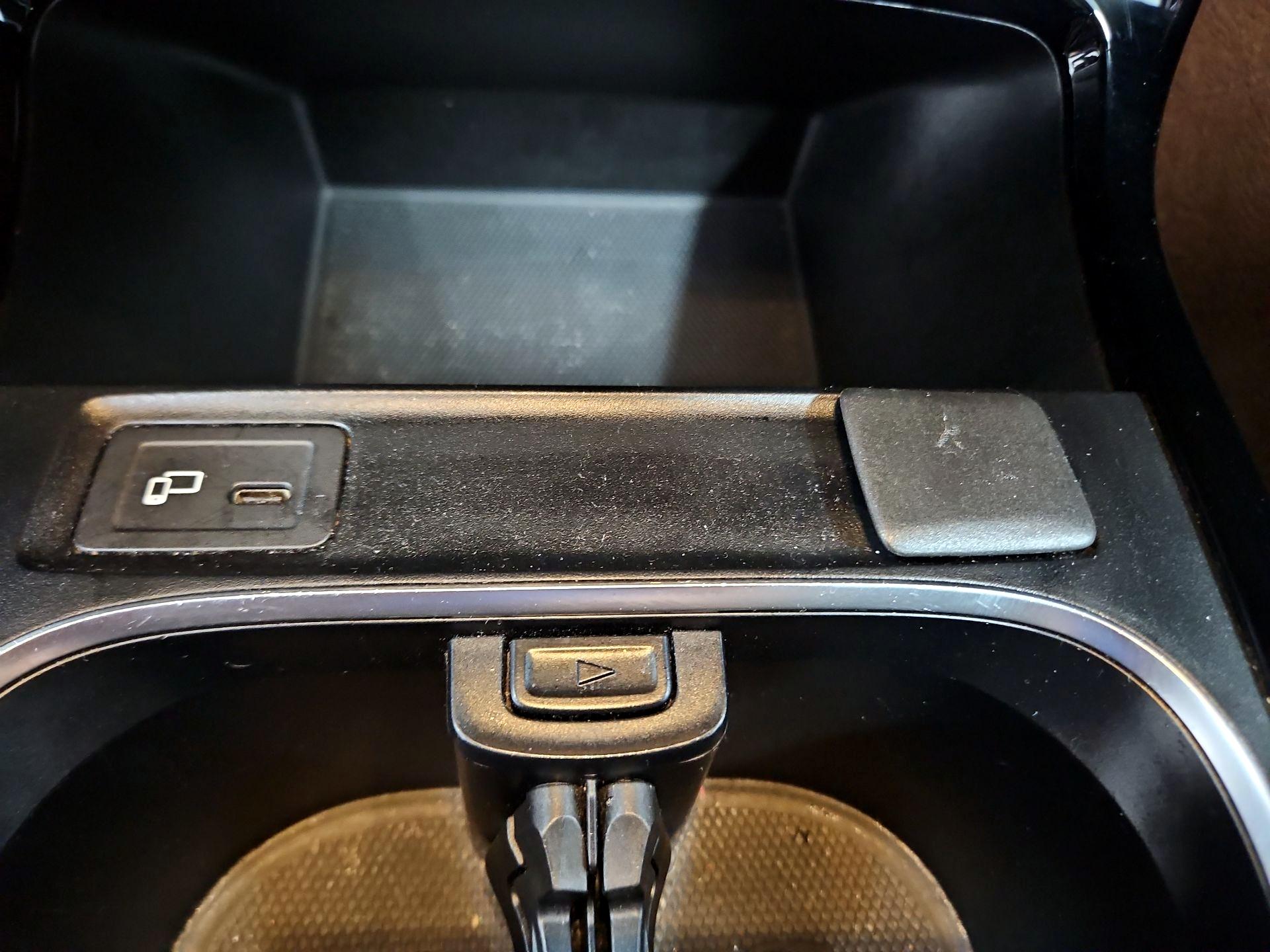 Thumbnail: 2020 Mercedes-Benz CLA - 18