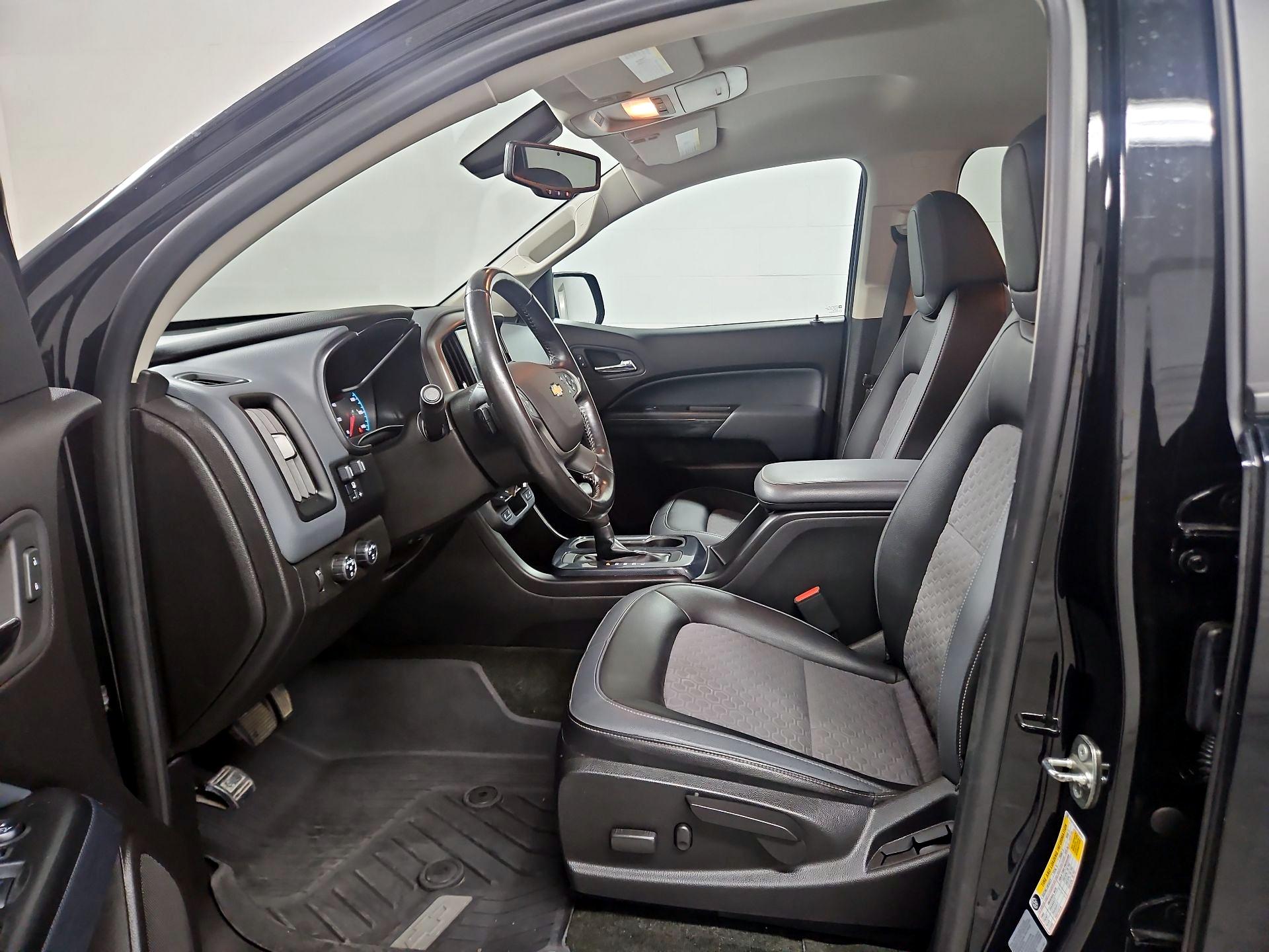Thumbnail: 2017 Chevrolet Colorado - 11