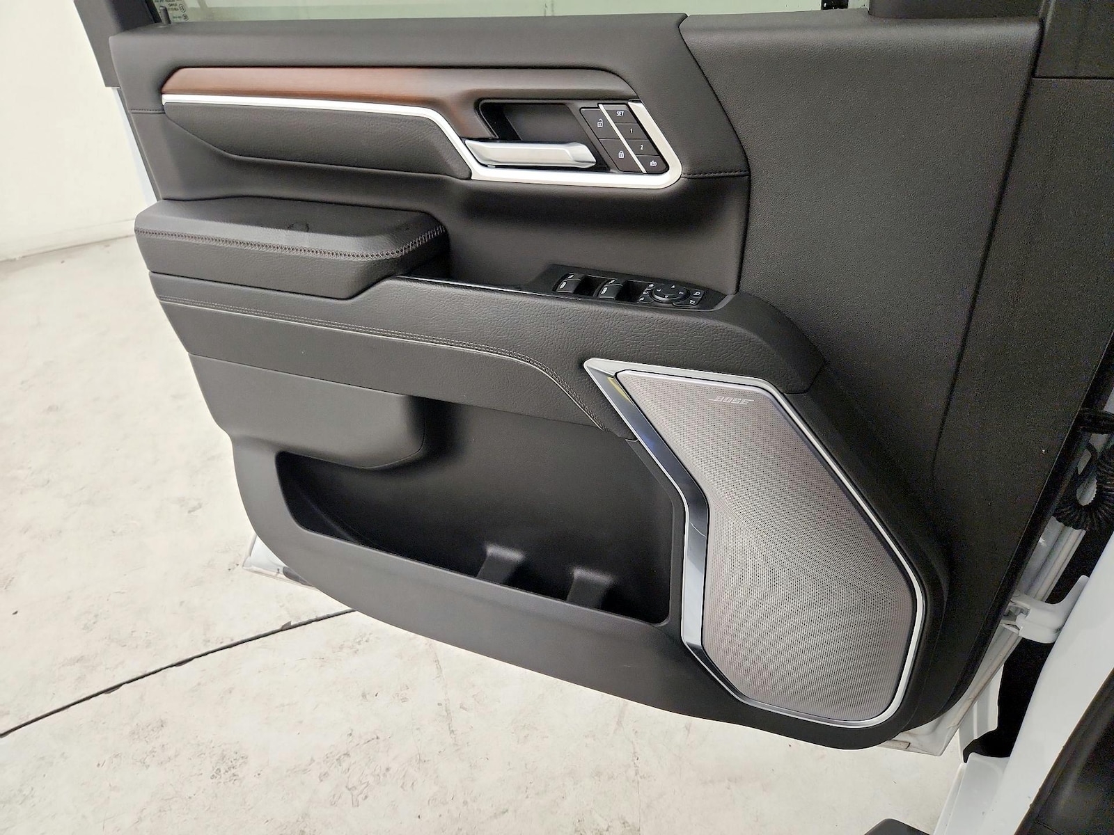 2025 GMC Sierra 3500HD Denali - Photo 13