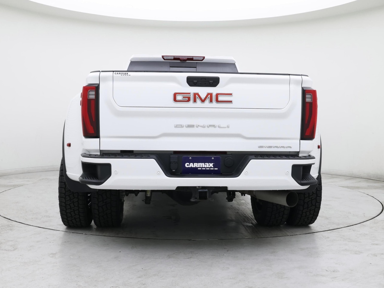 2025 GMC Sierra 3500HD Denali - Photo 7