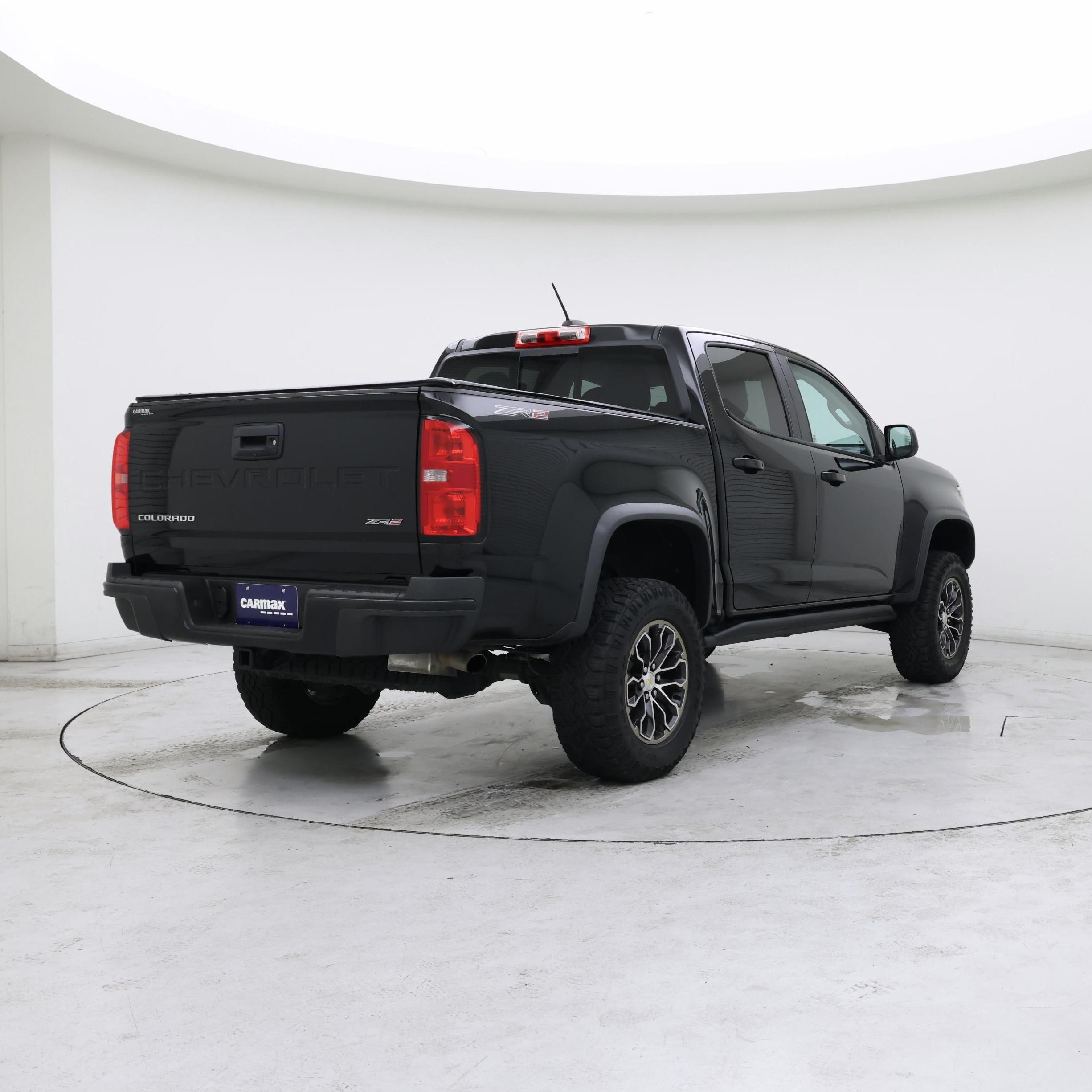 Thumbnail: 2022 Chevrolet Colorado - 8