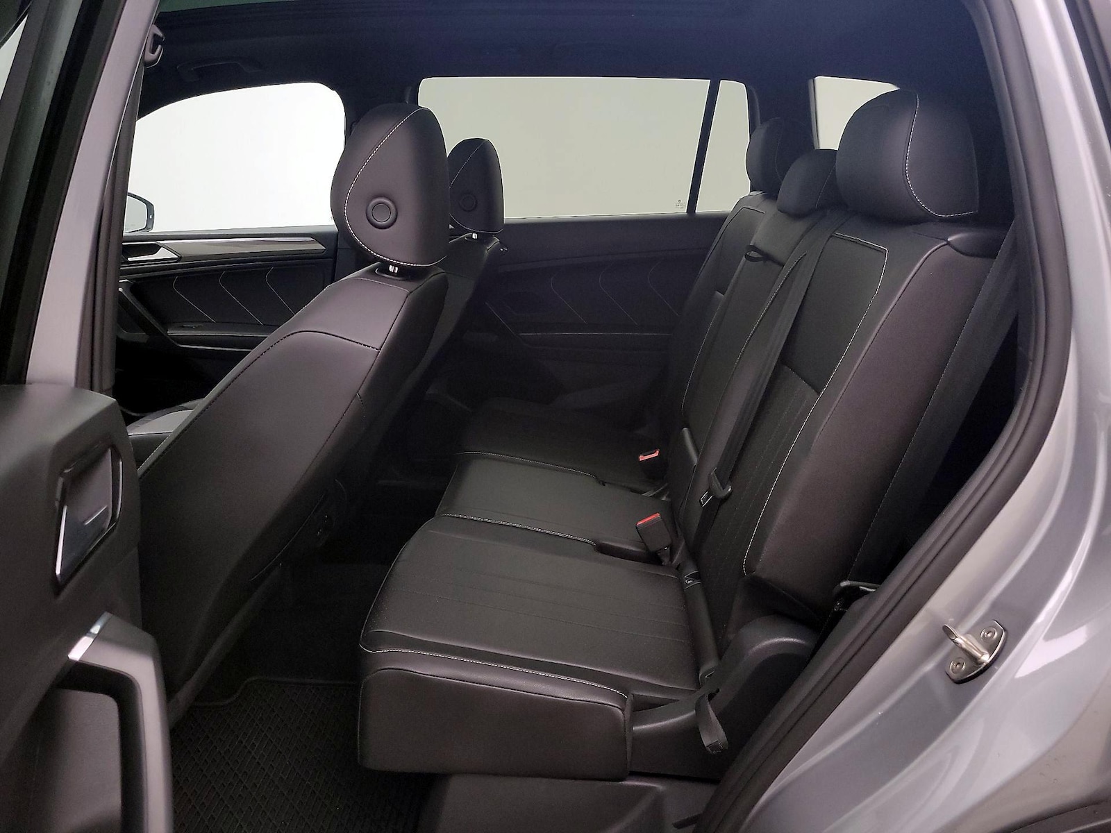 2023 Volkswagen Tiguan SE R-LINE BLACK - Photo 22