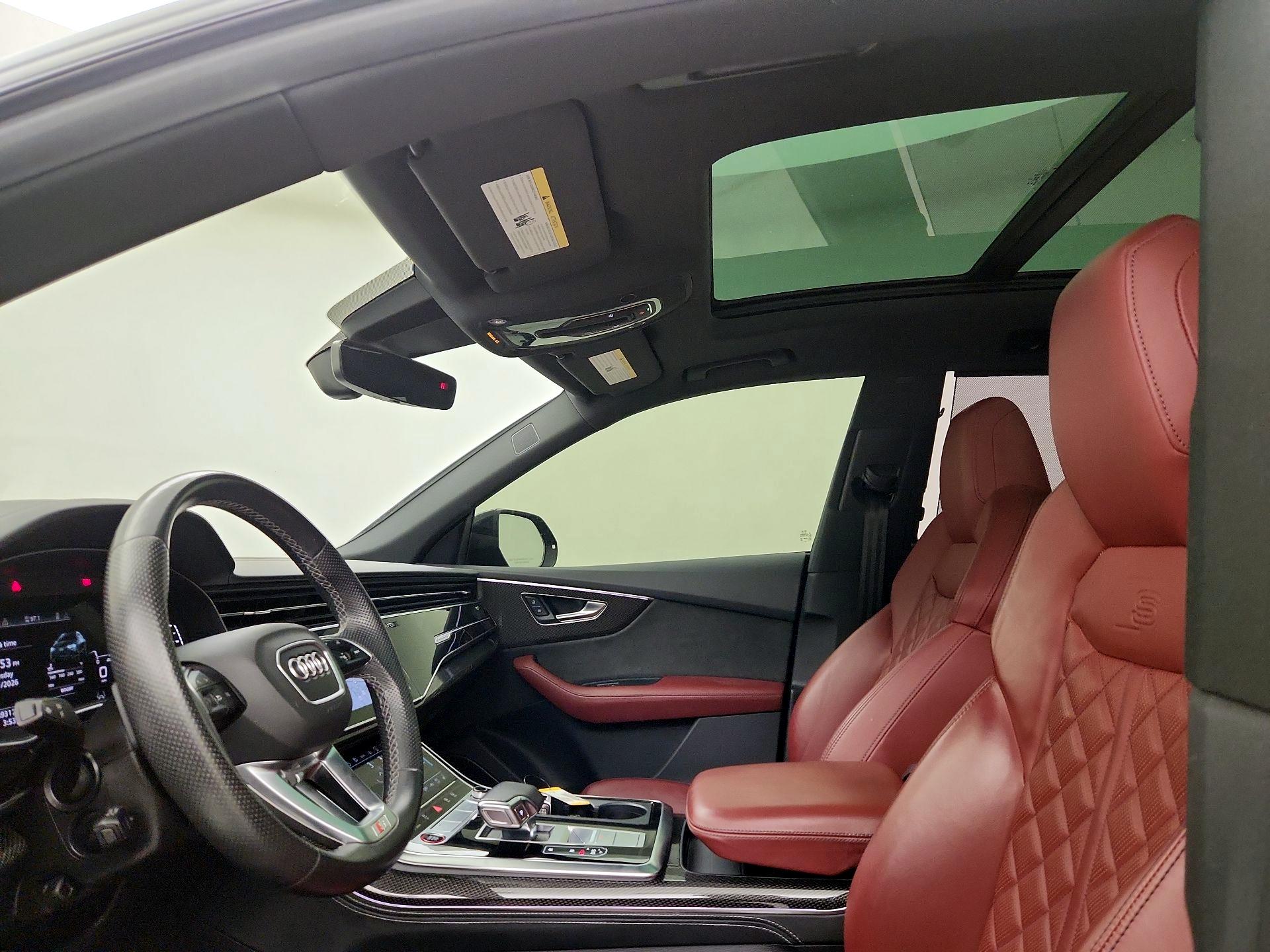 Thumbnail: 2022 Audi SQ8 - 20