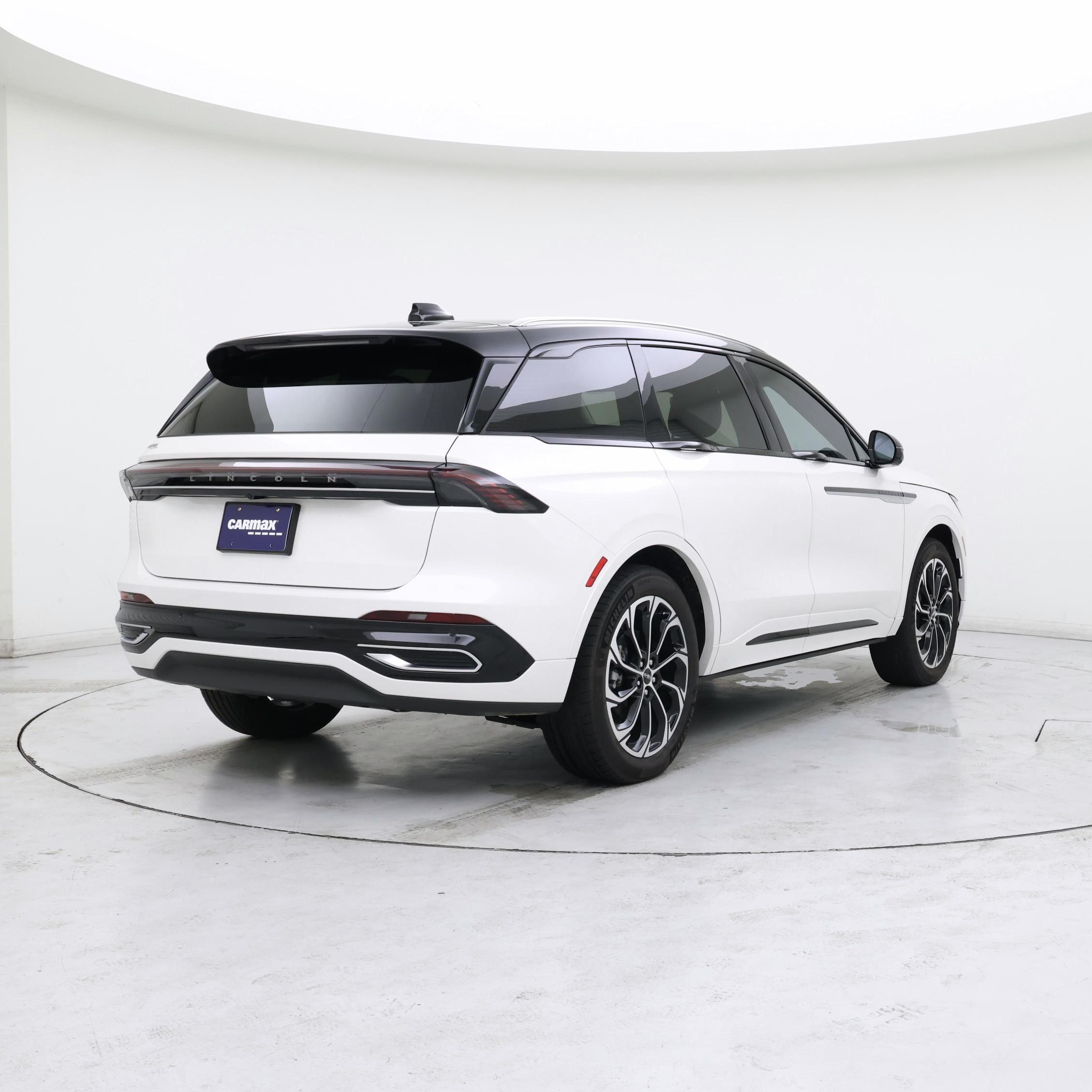 Thumbnail: 2026 Lincoln Nautilus - 8