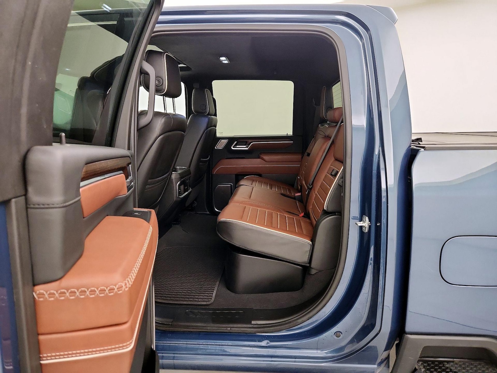 2025 GMC Sierra 2500HD Denali Ultimate - Photo 22