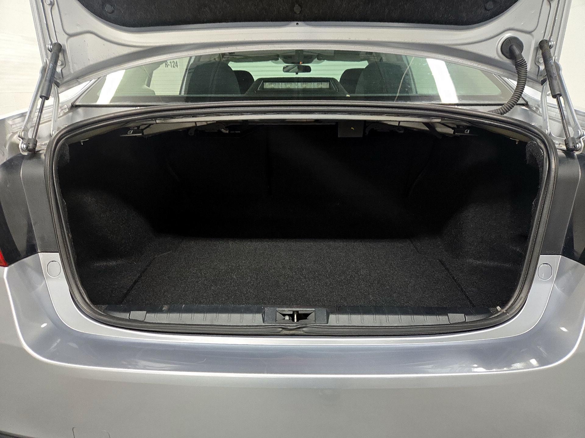 Thumbnail: 2018 Subaru Legacy - 20