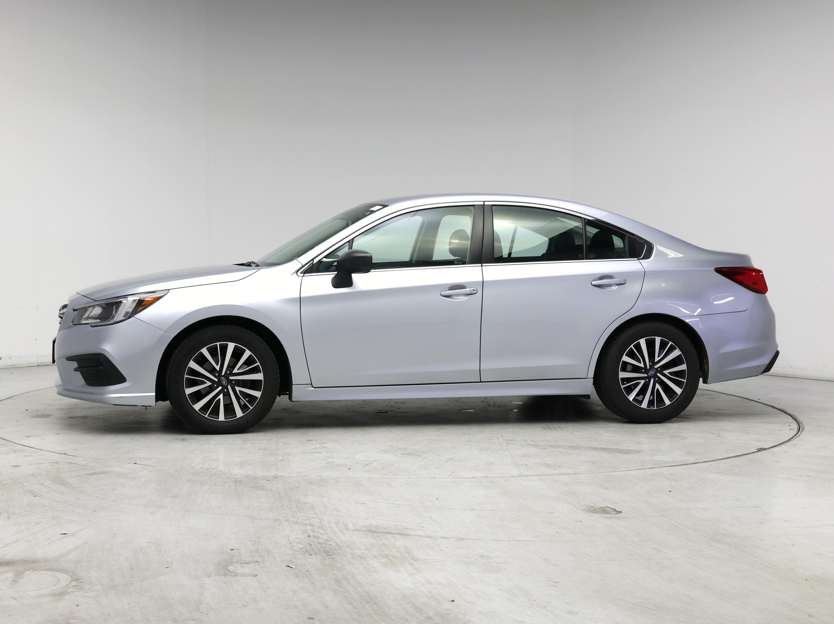 Thumbnail: 2018 Subaru Legacy - 3