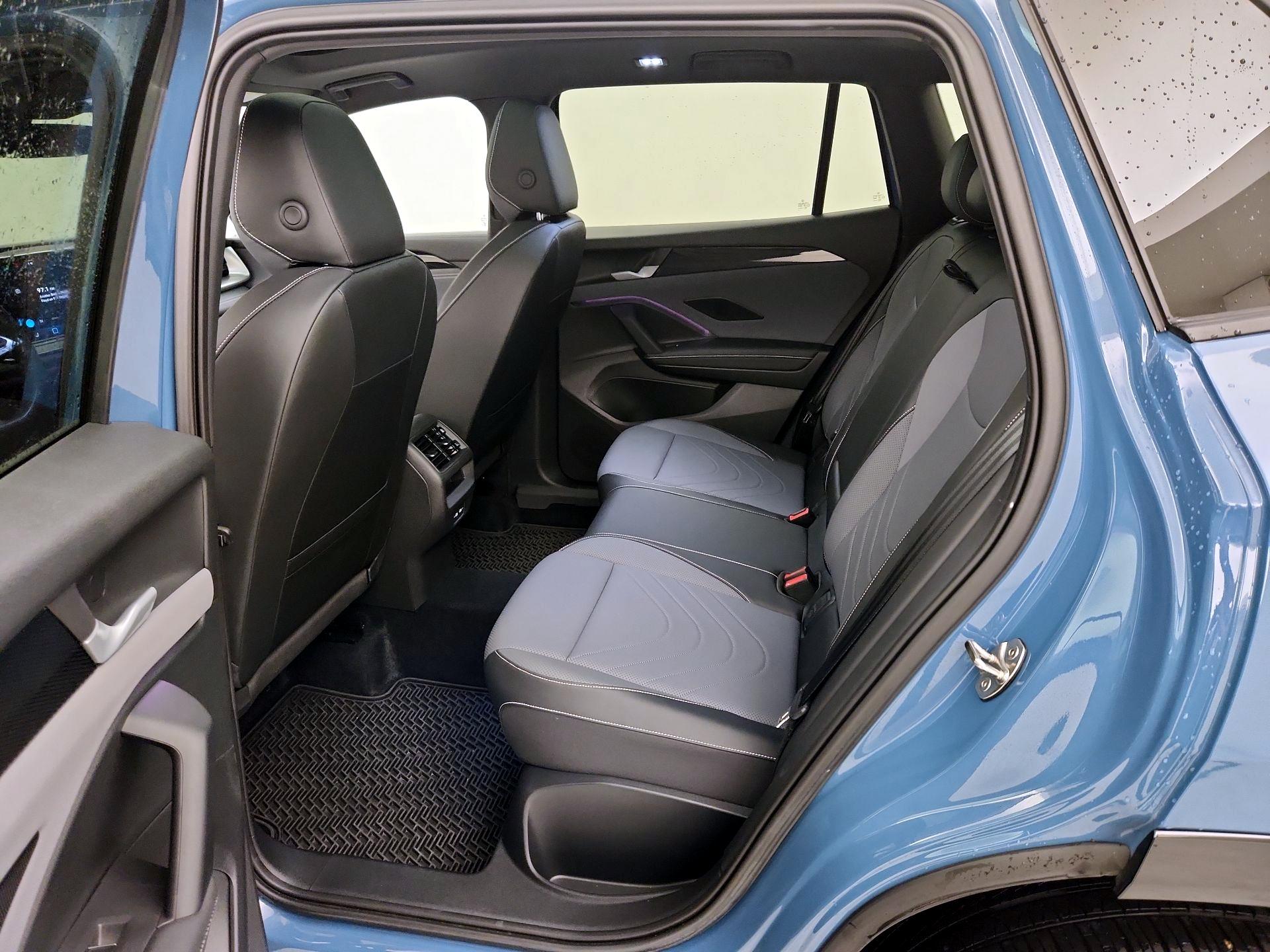 Thumbnail: 2025 Volkswagen Tiguan - 20
