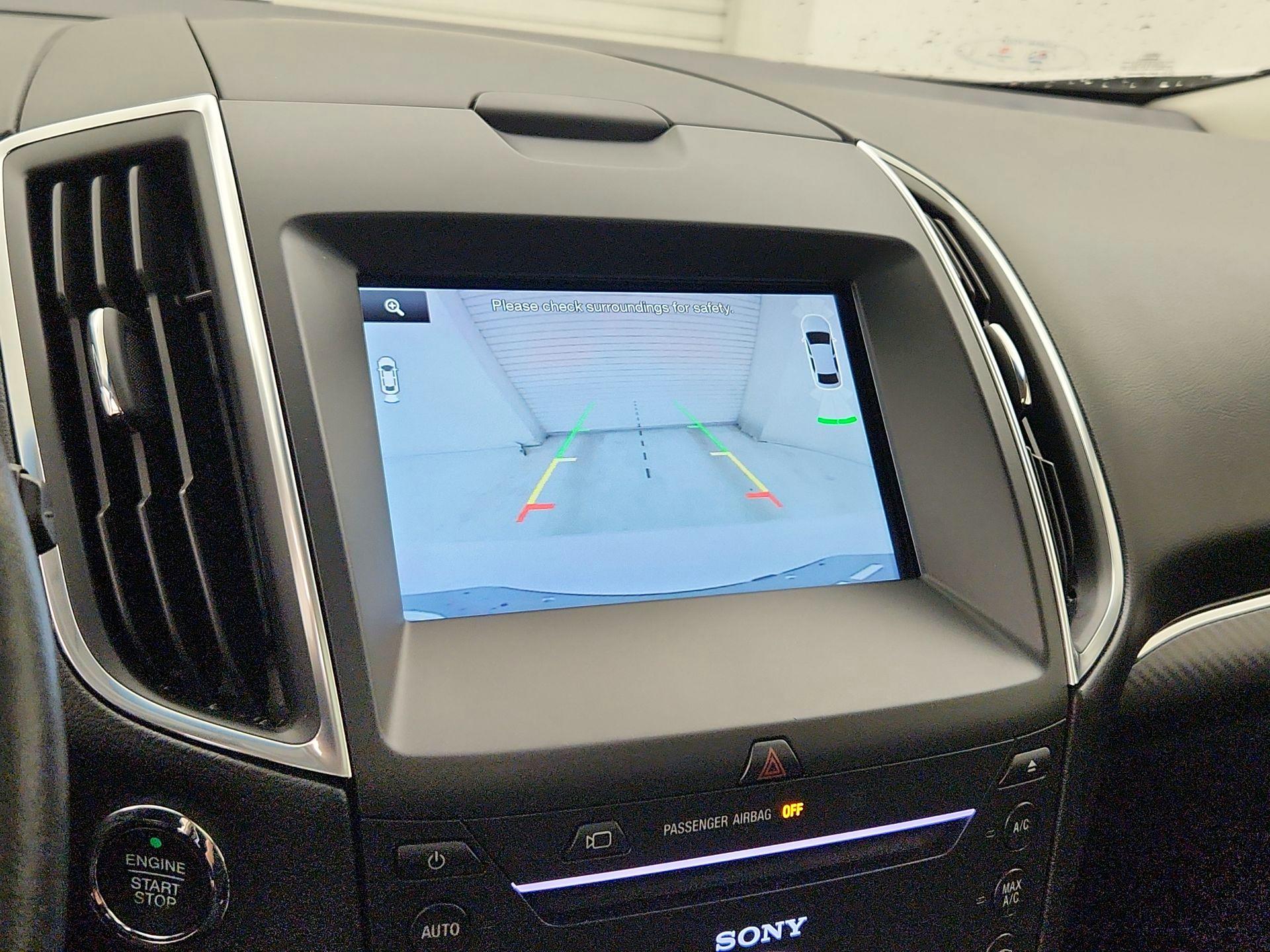 Thumbnail: 2015 Ford Edge - 15