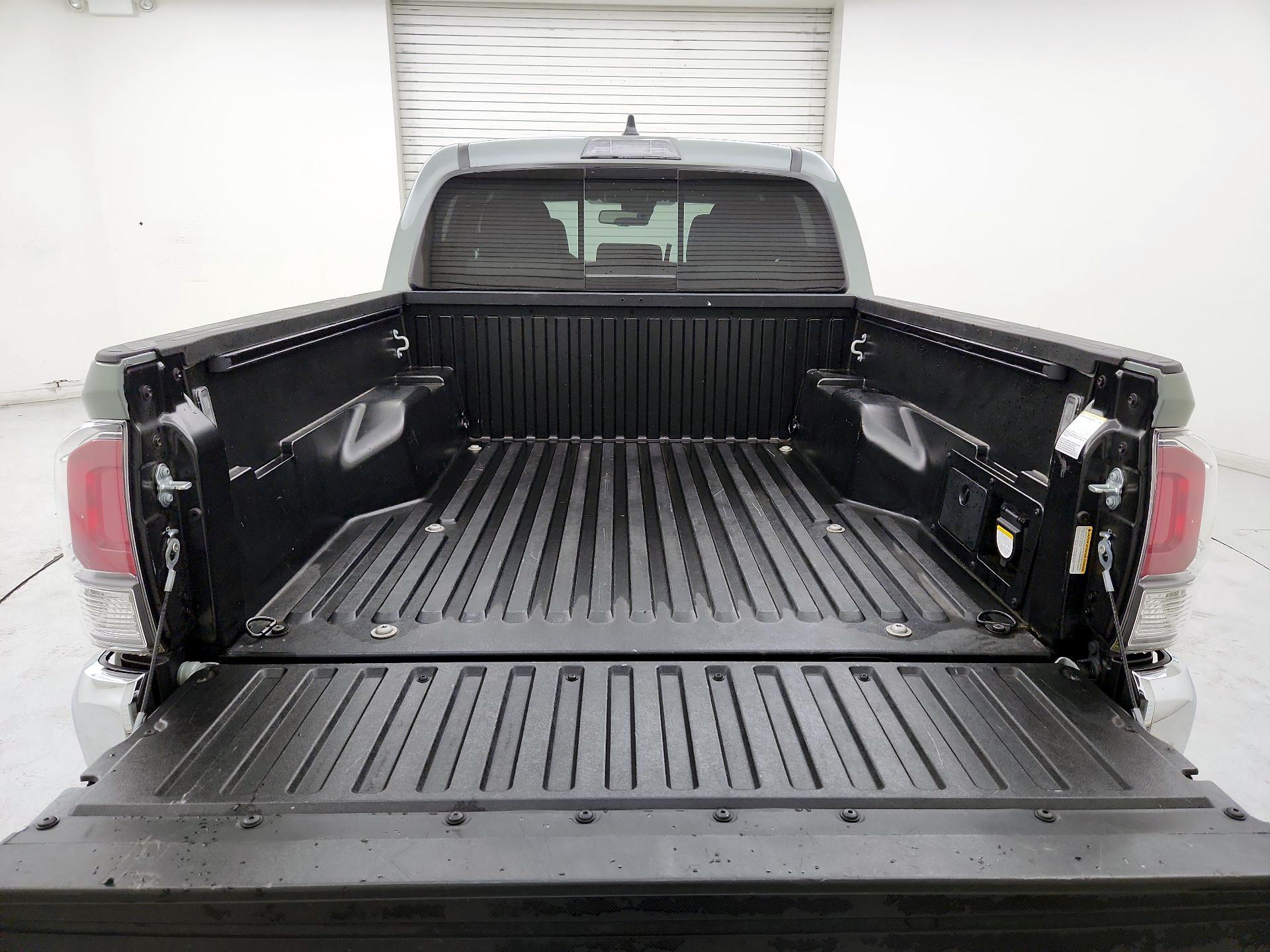 Thumbnail: 2023 Toyota Tacoma - 20