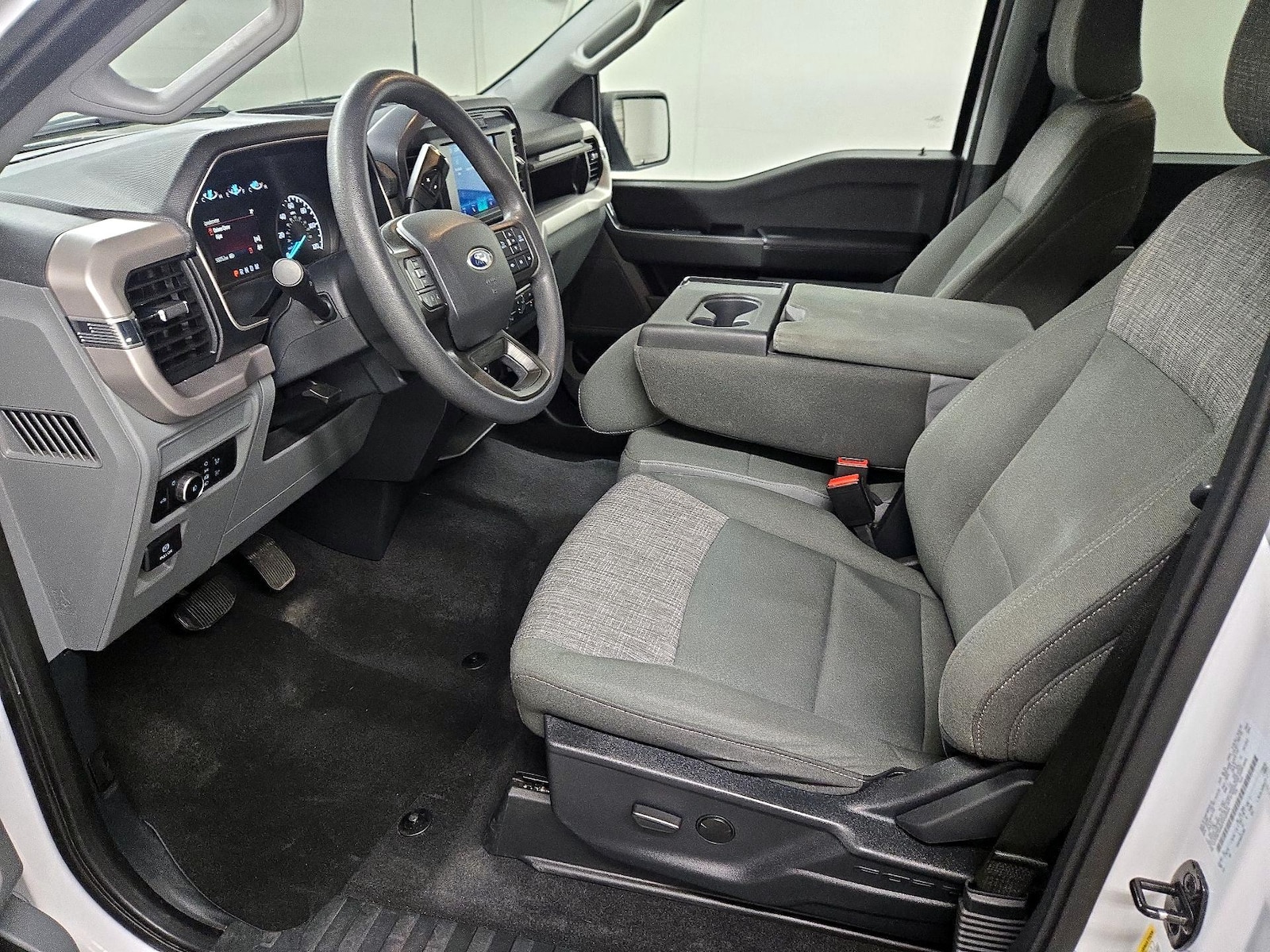 2023 Ford F-150 XLT - Photo 12
