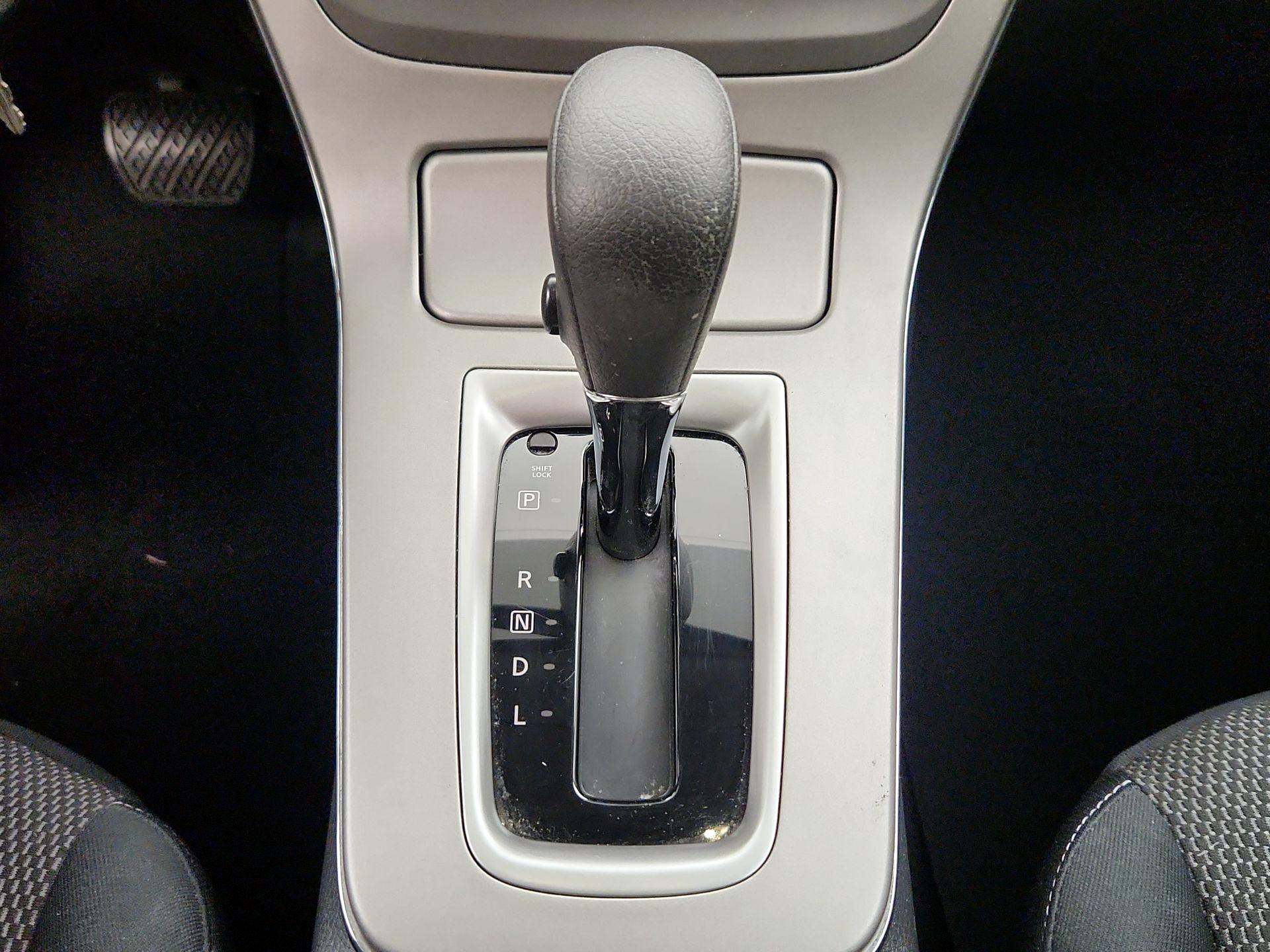 Thumbnail: 2014 Nissan Sentra - 16