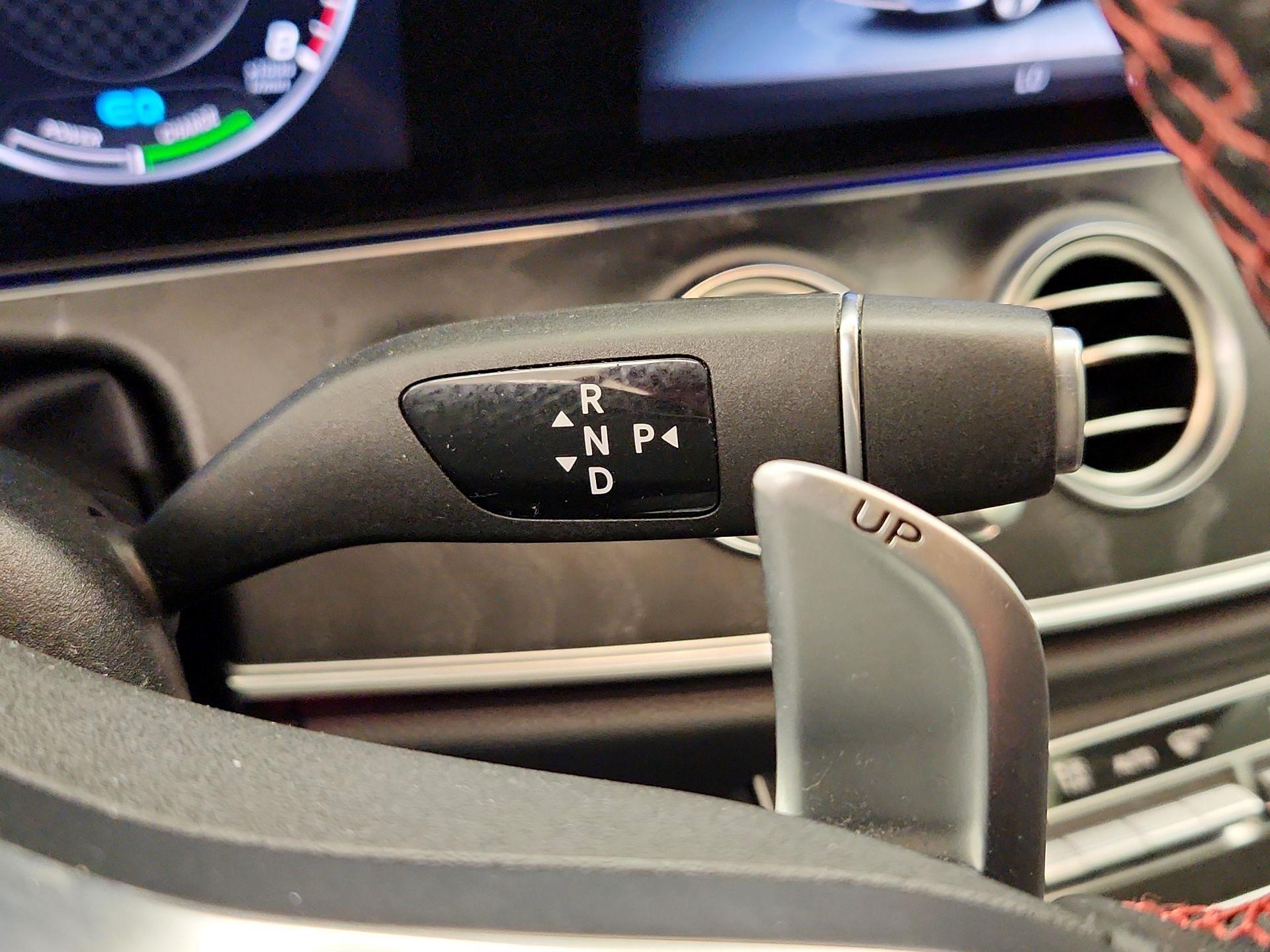 Thumbnail: 2019 Mercedes-Benz E-Class - 18