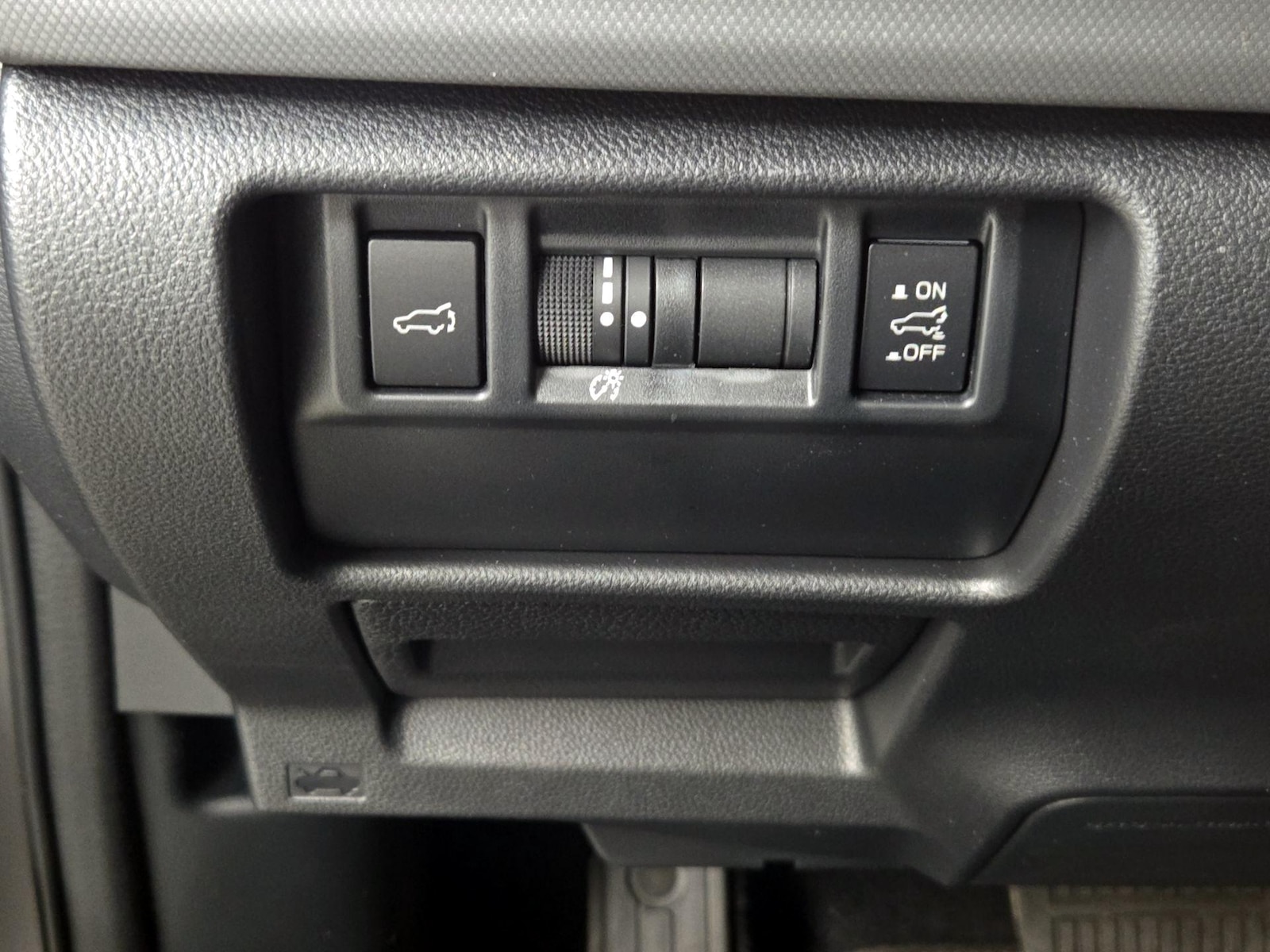 2025 Subaru Forester Sport - Photo 14