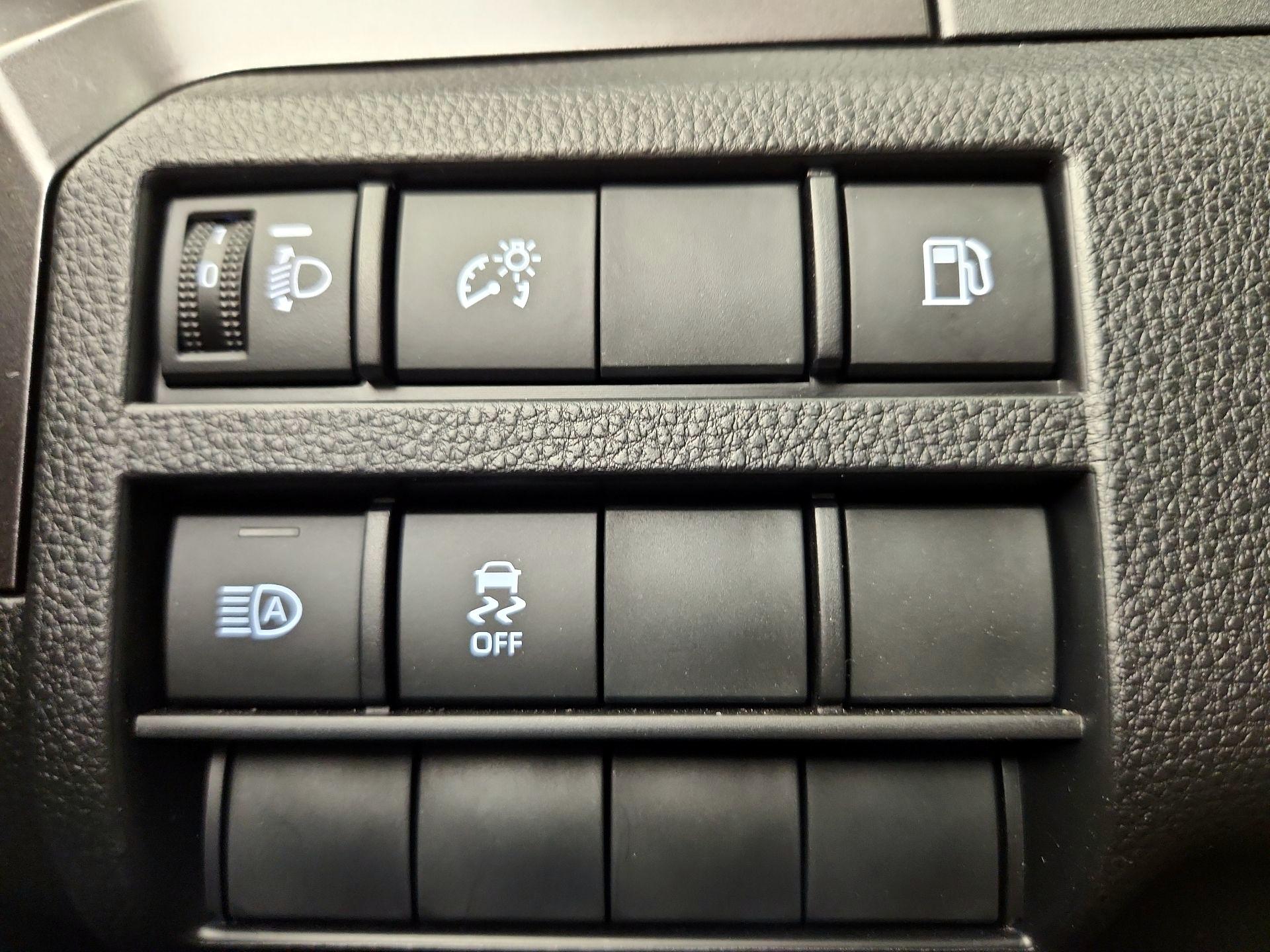 Thumbnail: 2025 Toyota 4Runner - 13