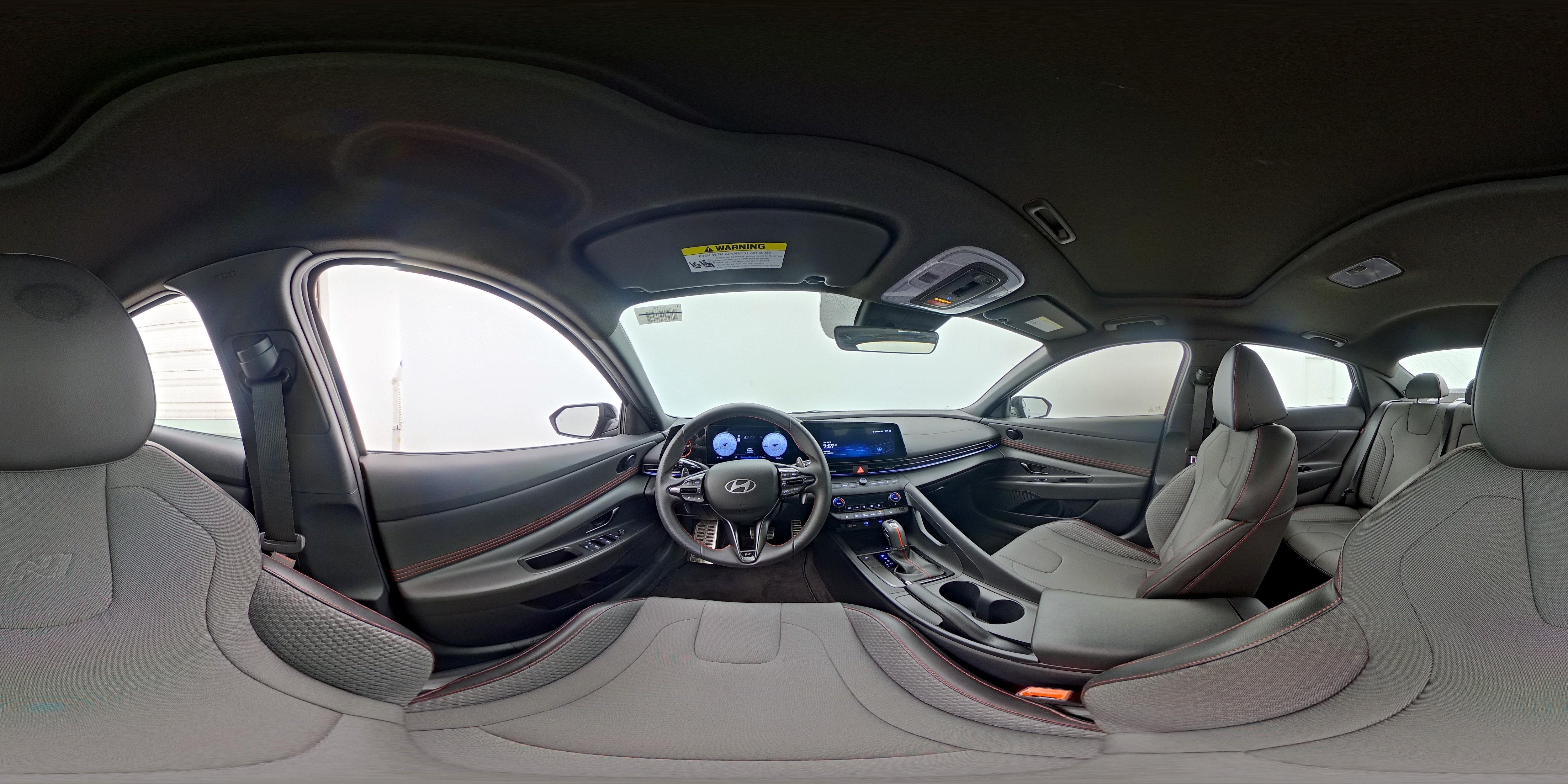 2025 Hyundai Elantra N Line - Photo 28
