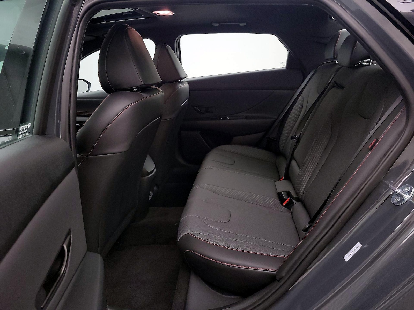 2025 Hyundai Elantra N Line - Photo 22
