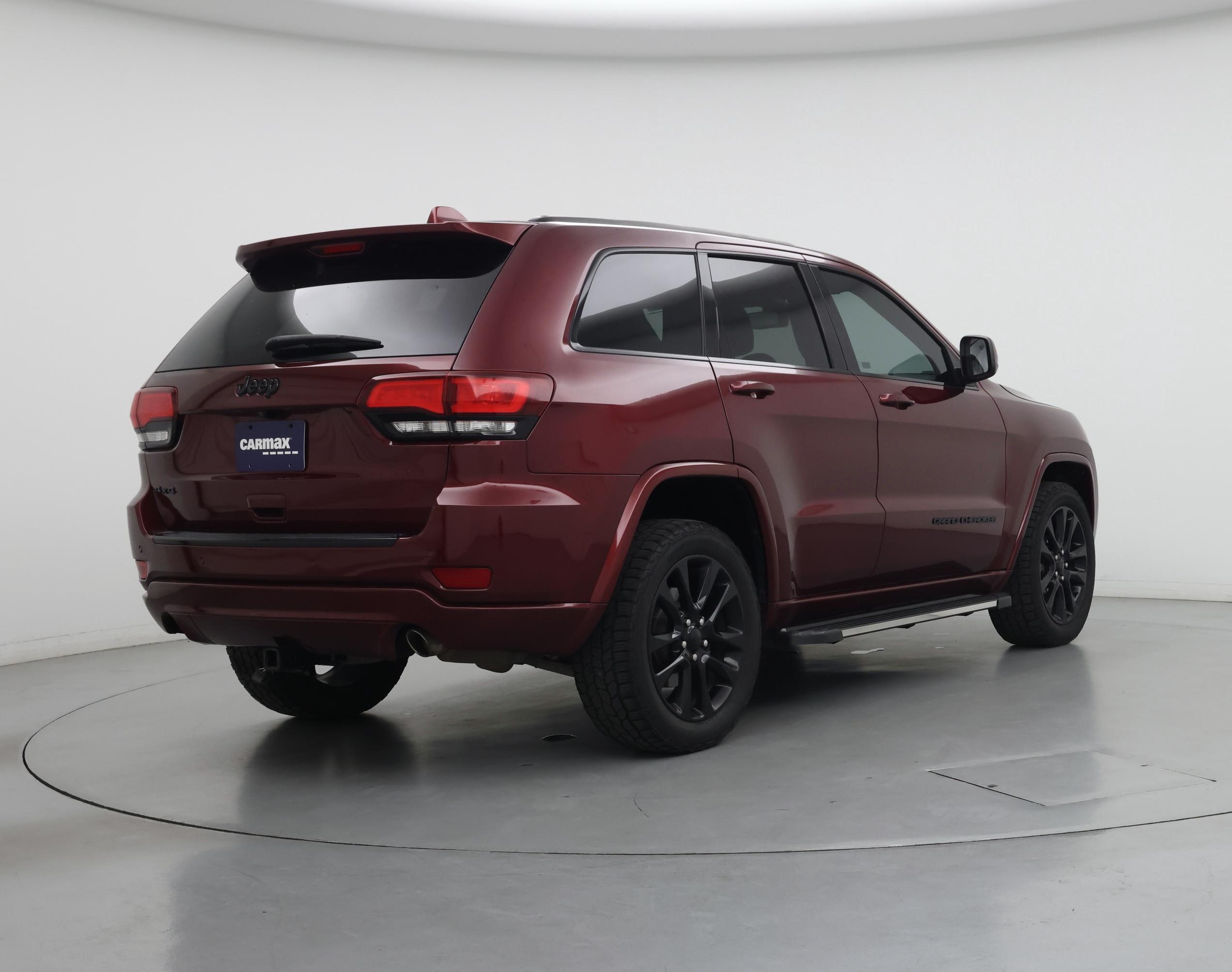 Thumbnail: 2018 Jeep Grand Cherokee - 8