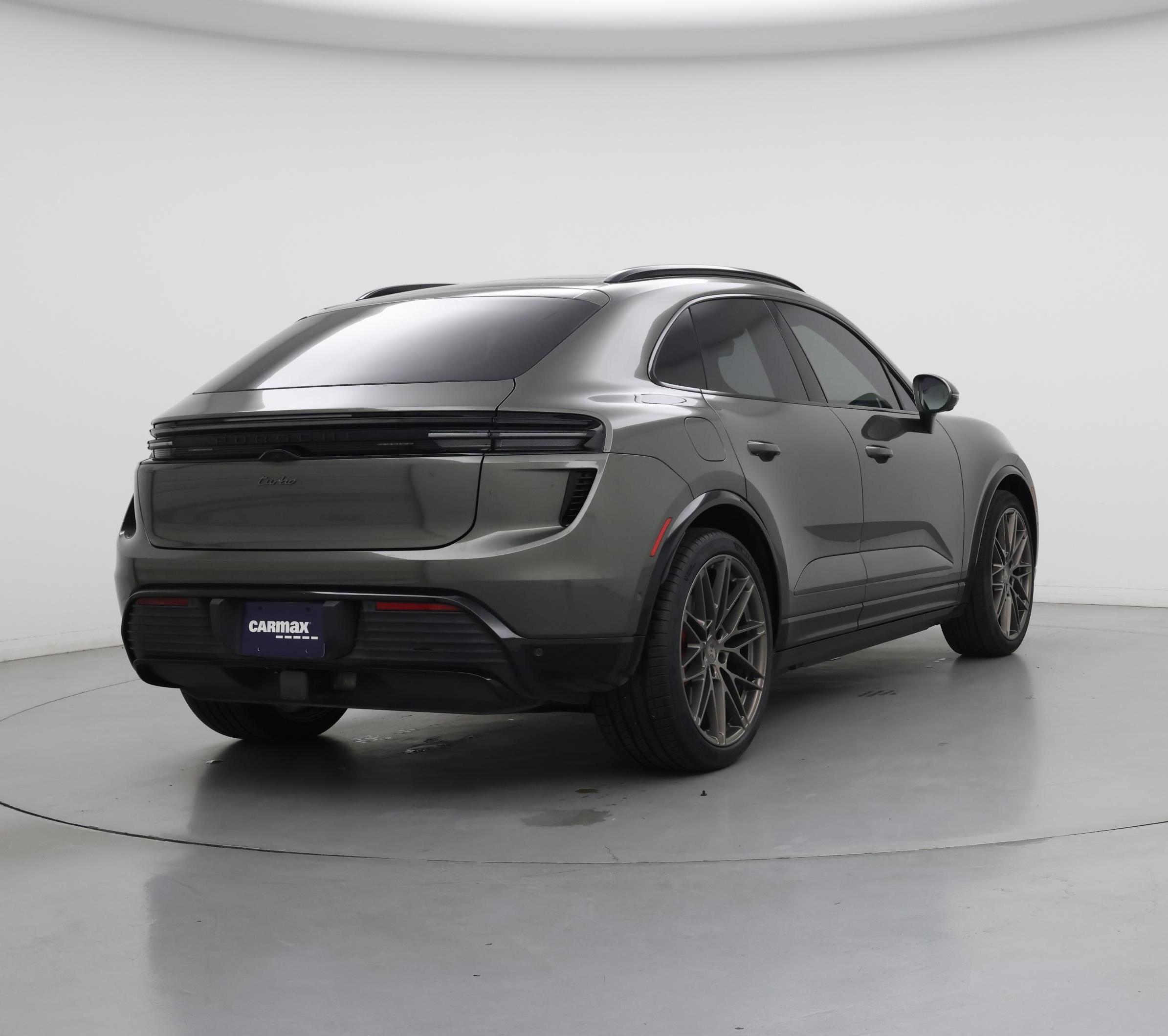 Thumbnail: 2024 Porsche Macan - 8