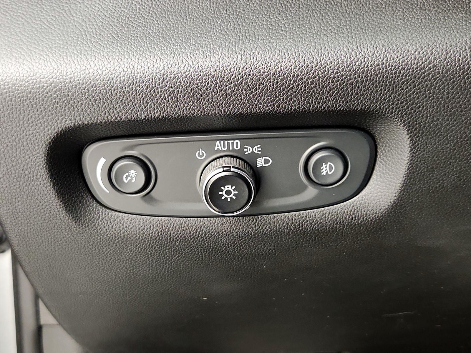 2021 Chevrolet Traverse RS - Photo 14