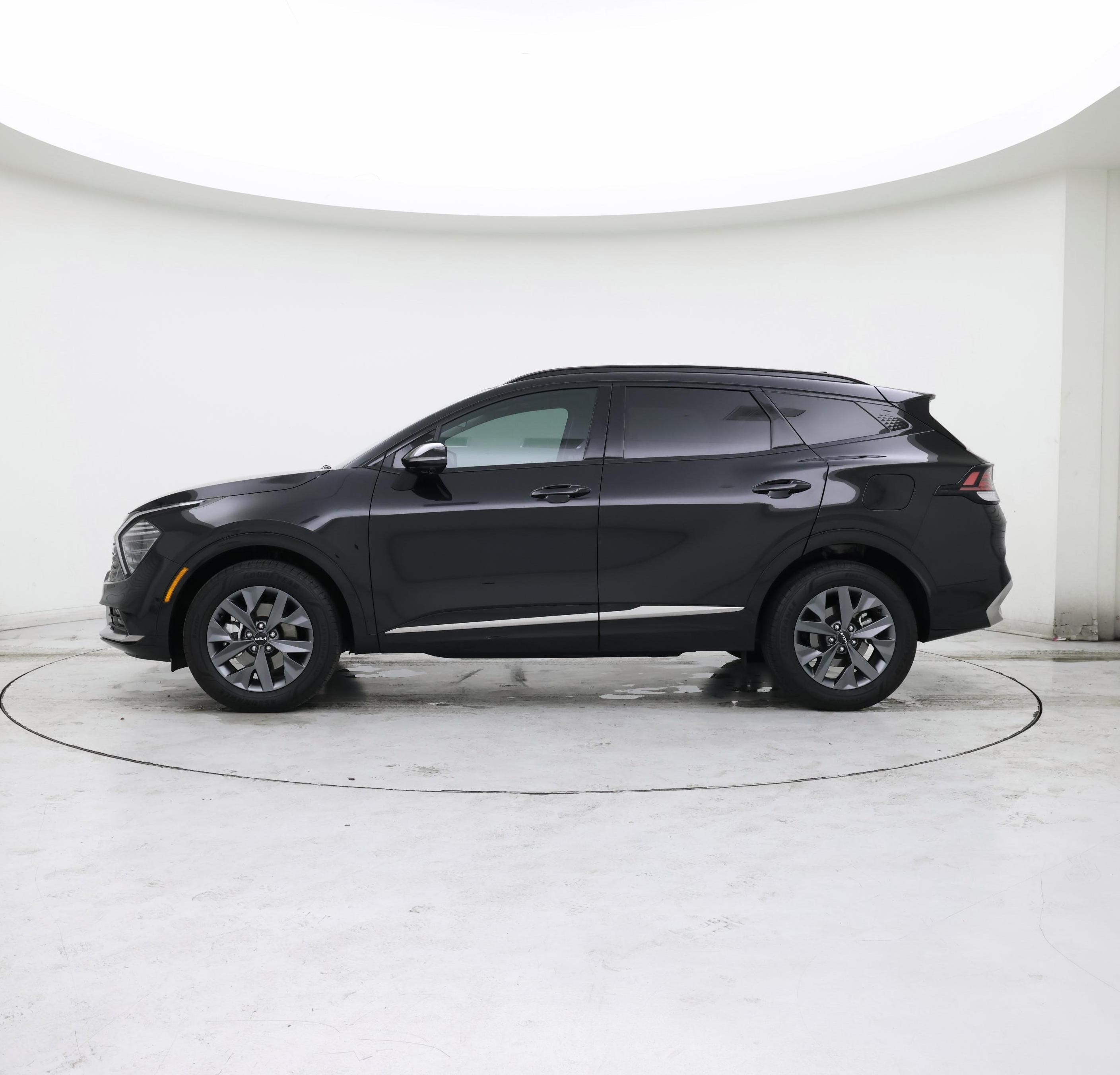 Thumbnail: 2023 Kia Sportage - 3