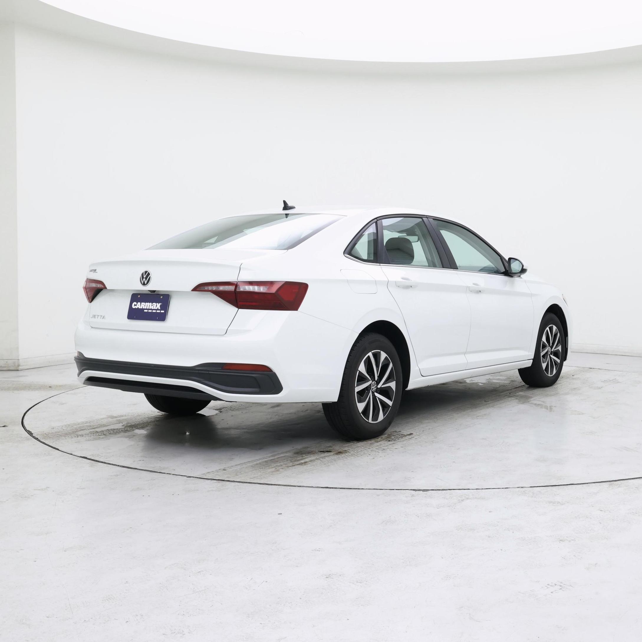 Thumbnail: 2024 Volkswagen Jetta - 8