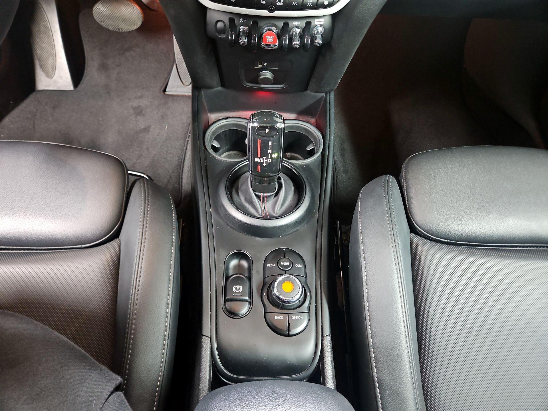 Thumbnail: 2020 MINI Cooper Countryman - 17