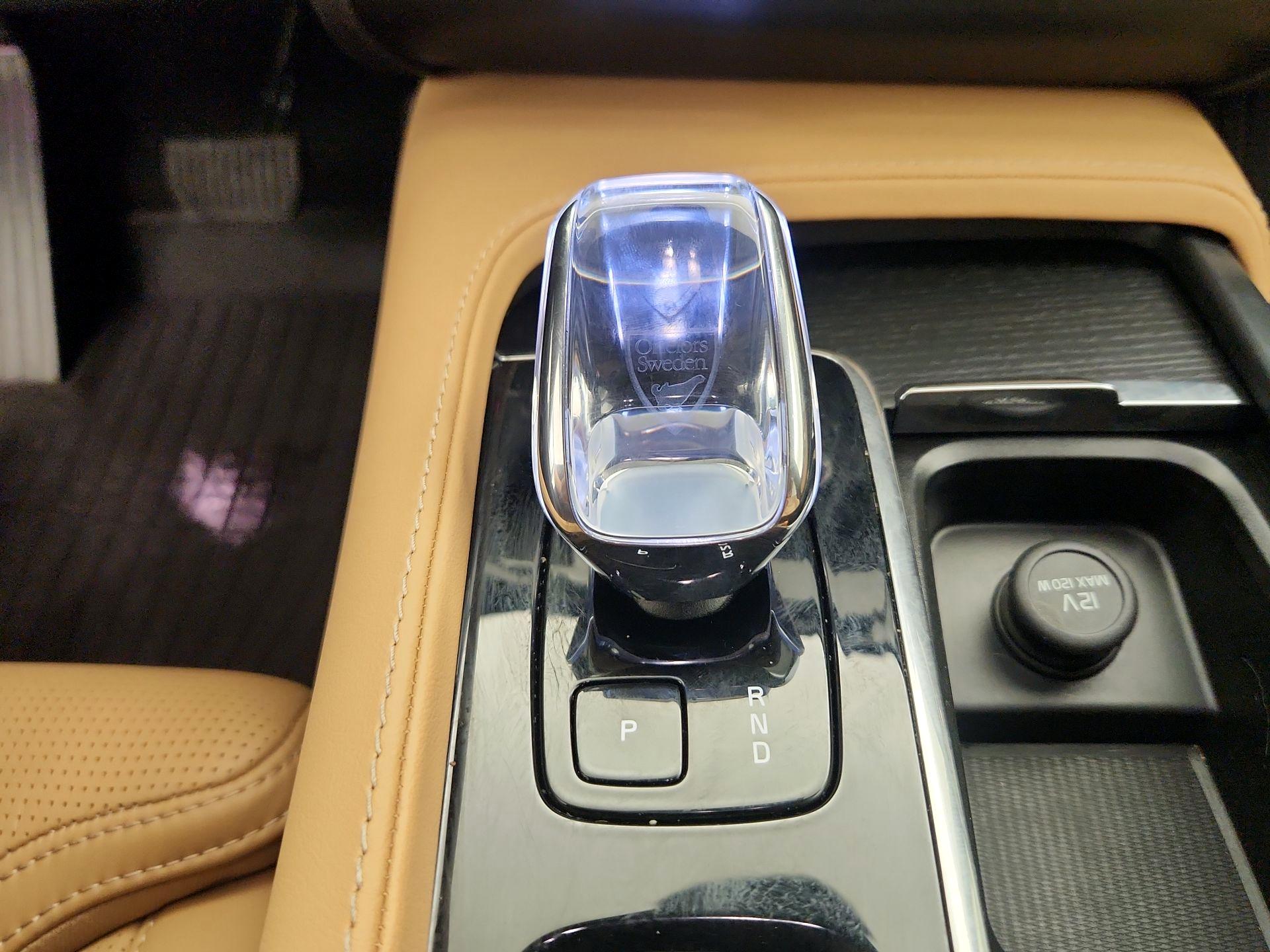 Thumbnail: 2025 Volvo XC90 - 17