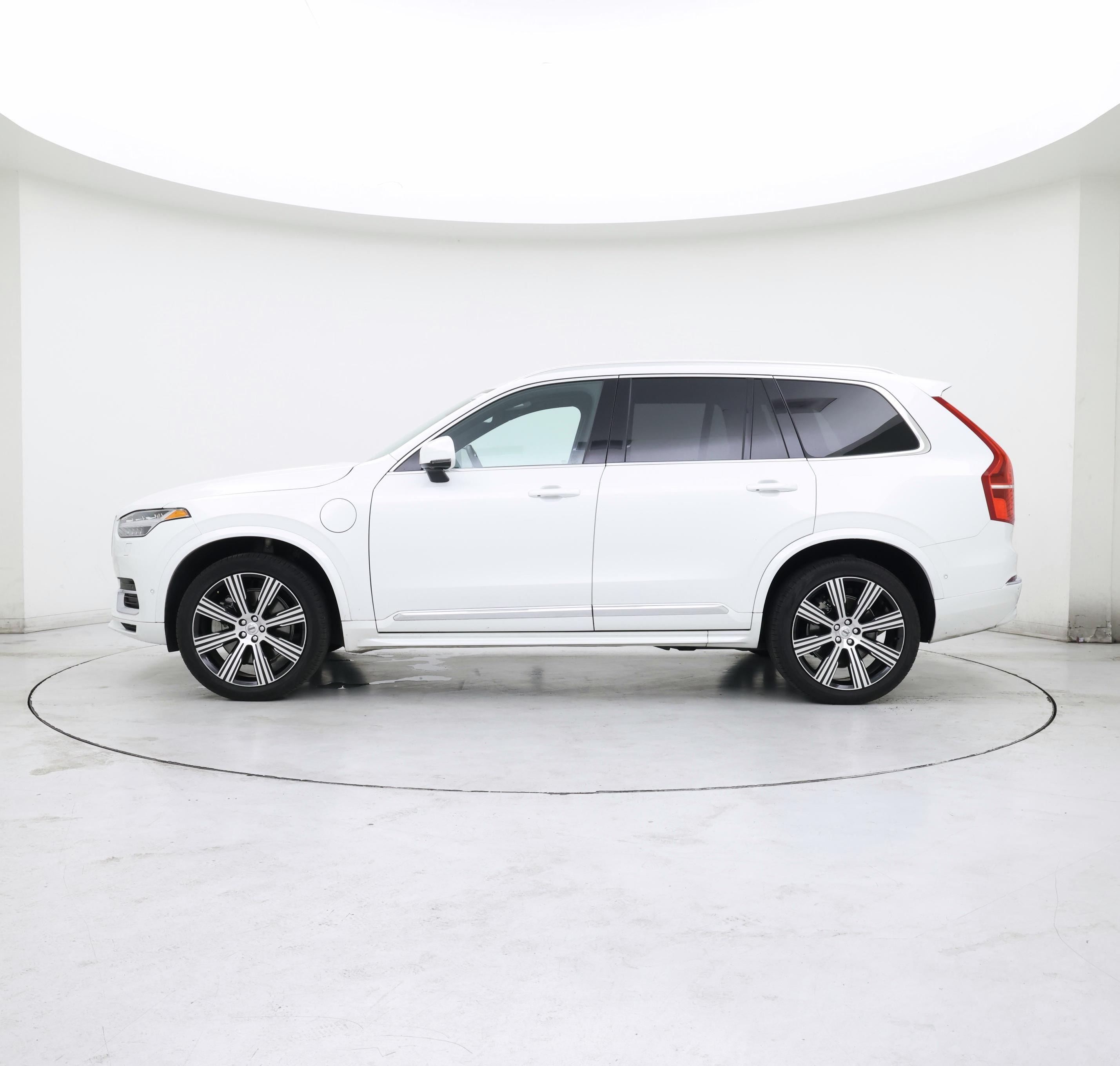 Thumbnail: 2025 Volvo XC90 - 3